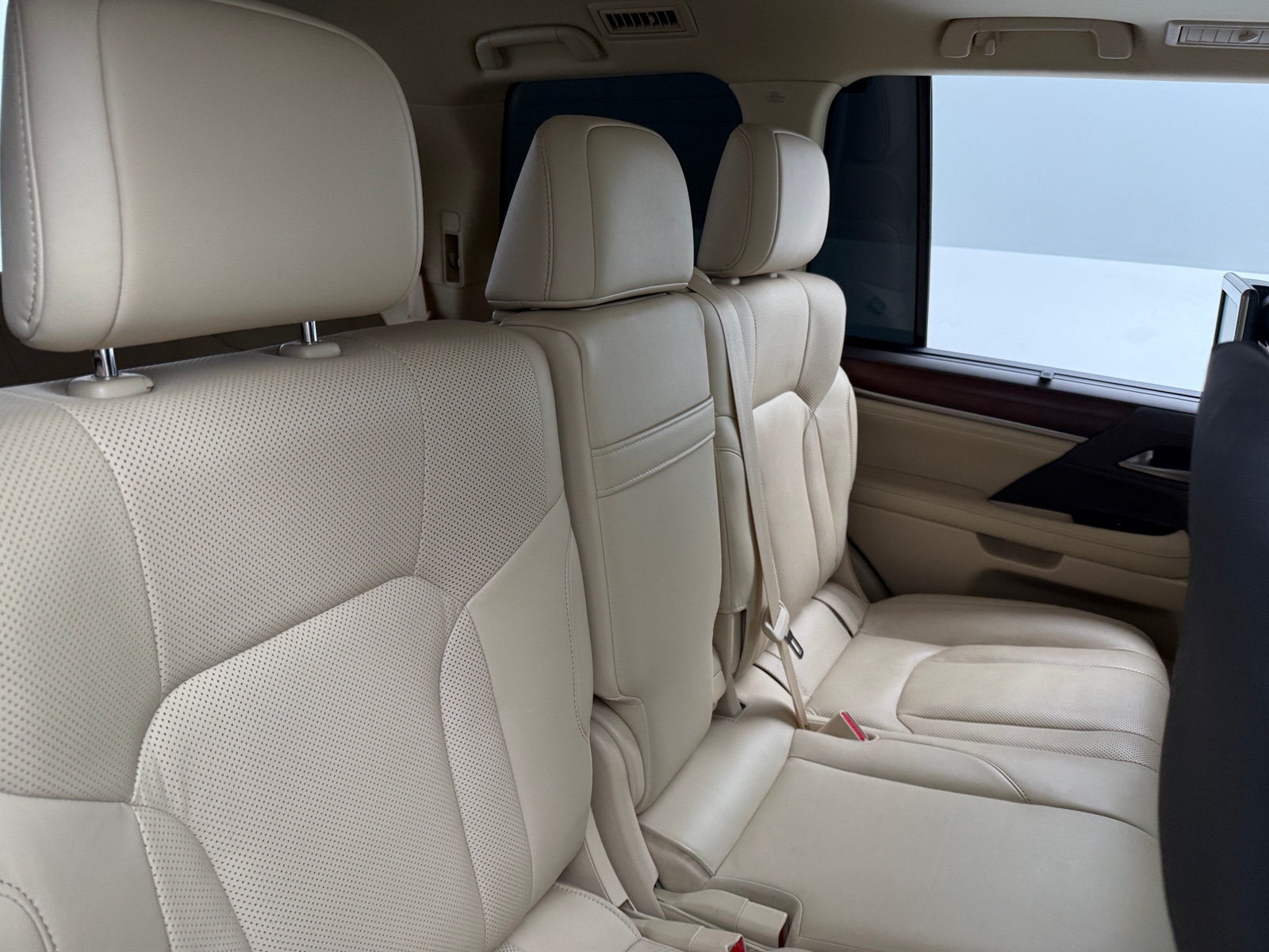 Thumbnail: 2019 Lexus LX - 5