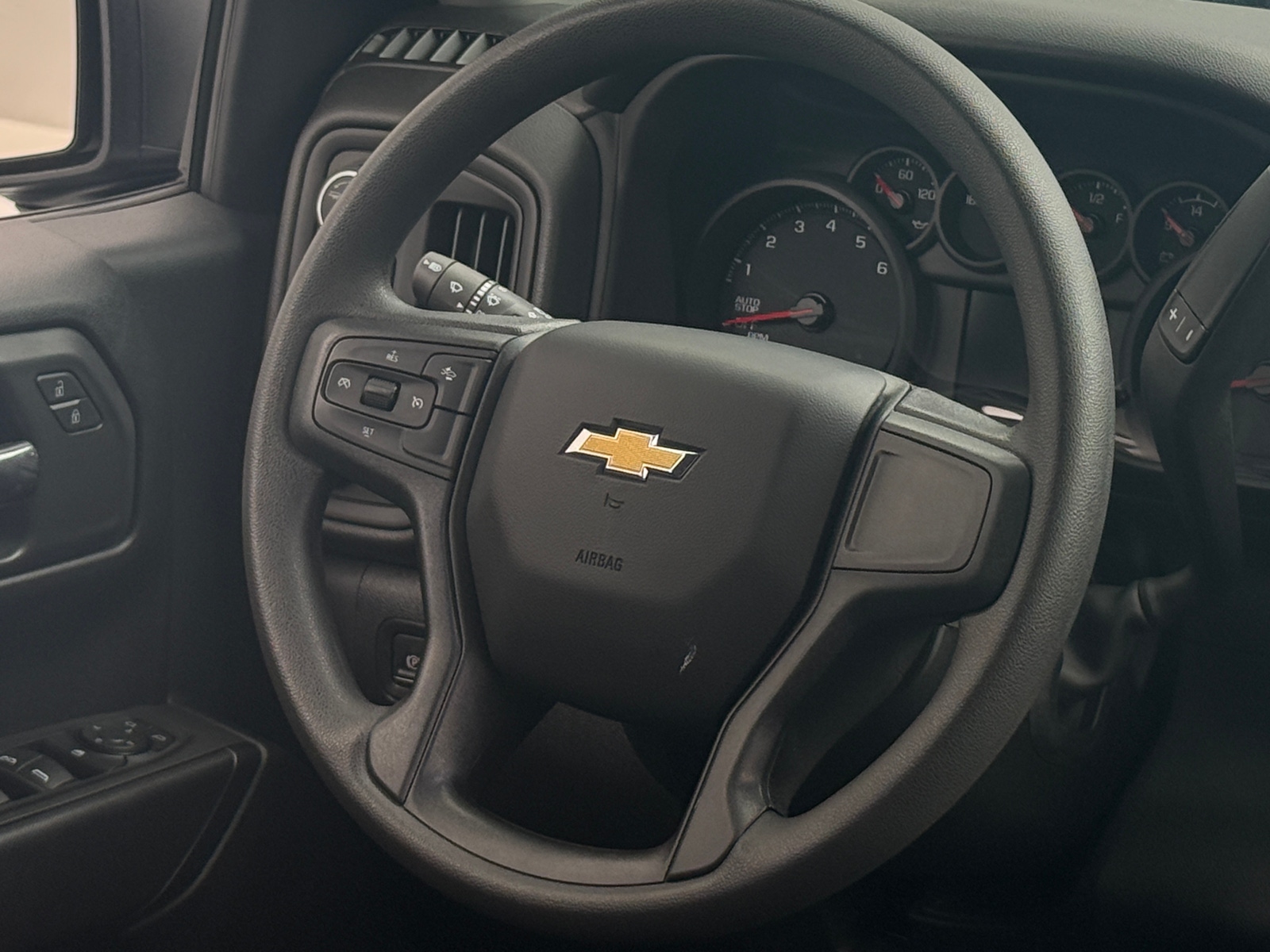 Thumbnail: 2024 Chevrolet Silverado 1500 - 5