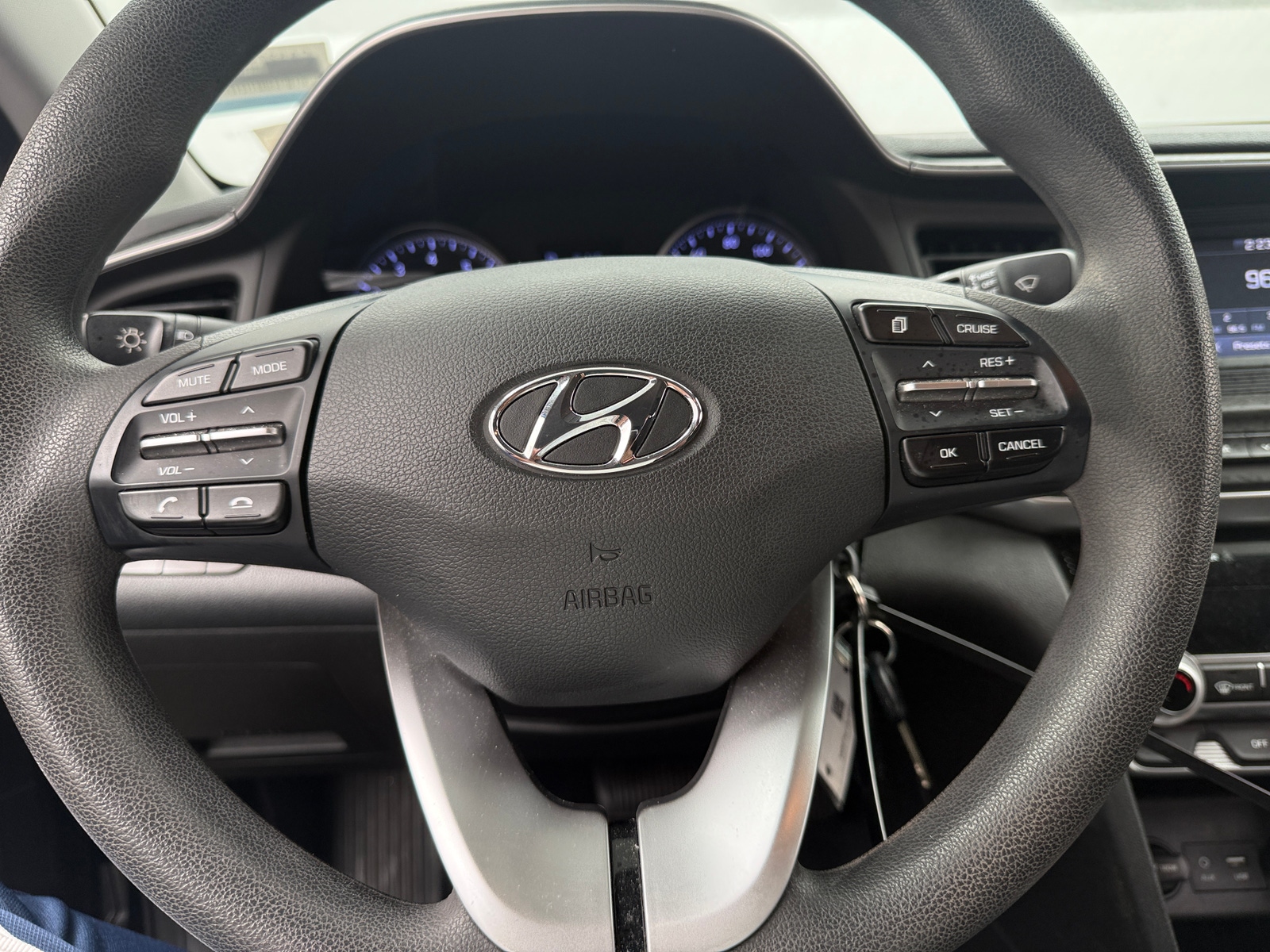 Thumbnail: 2020 Hyundai Elantra - 5