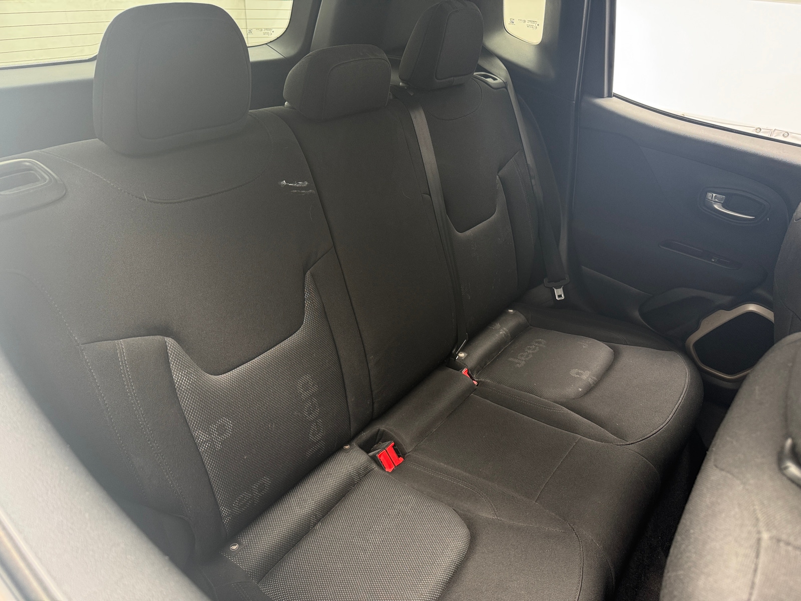 Thumbnail: 2017 Jeep Renegade - 6