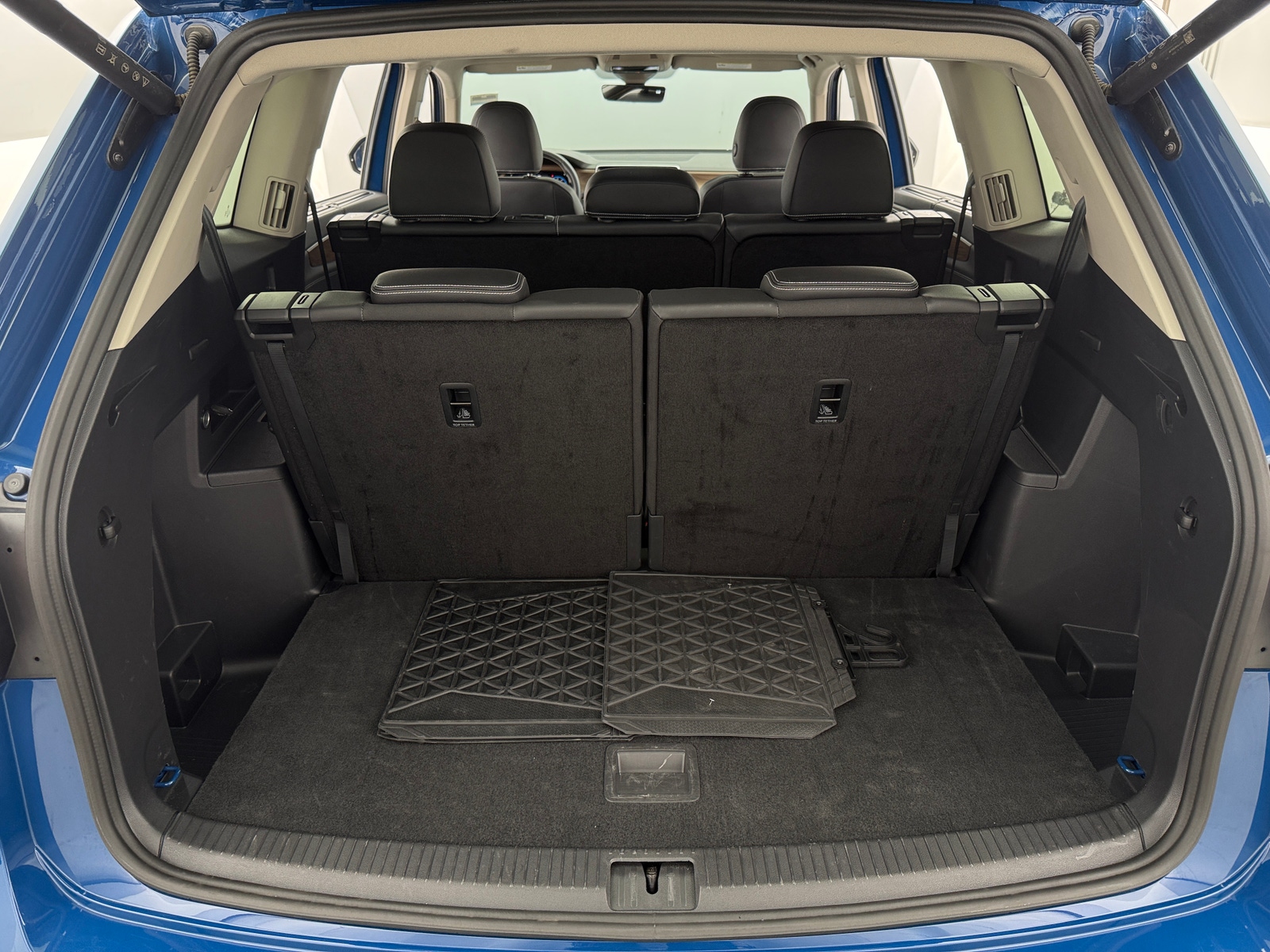 Thumbnail: 2026 Volkswagen Atlas - 6