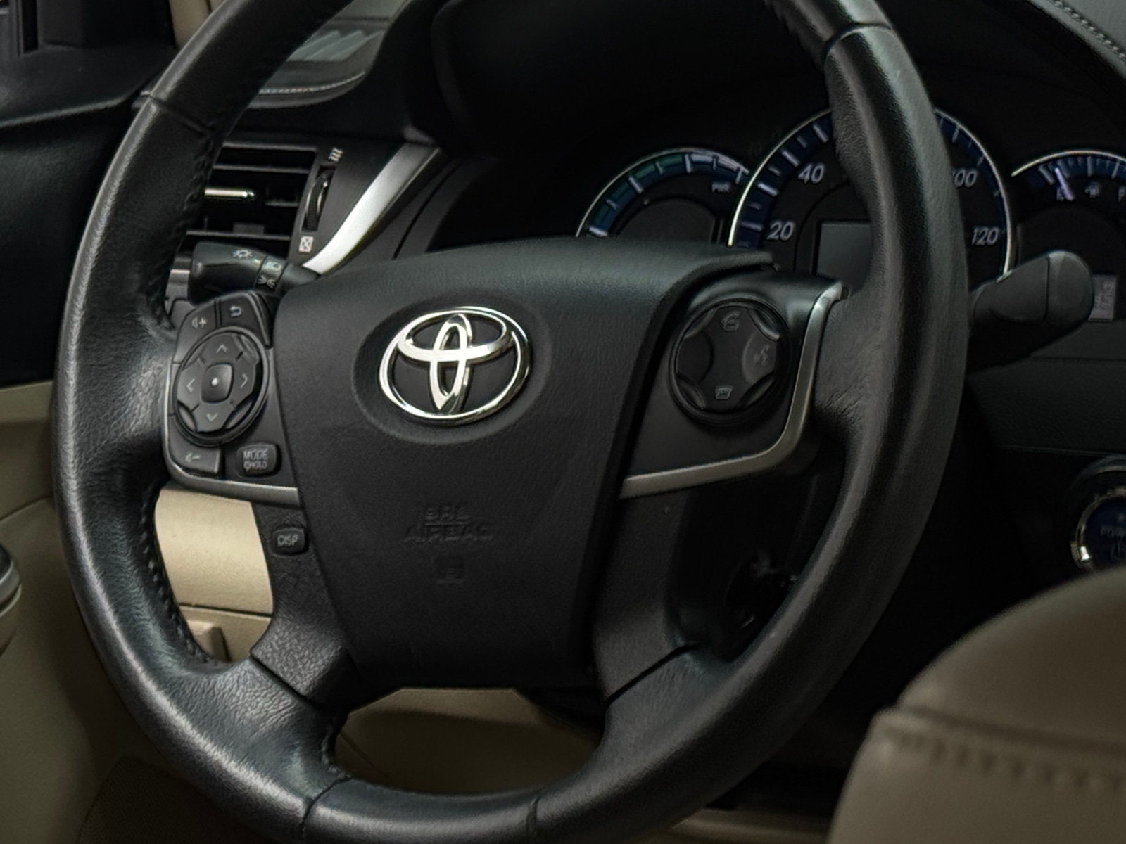Thumbnail: 2012 Toyota Camry - 5