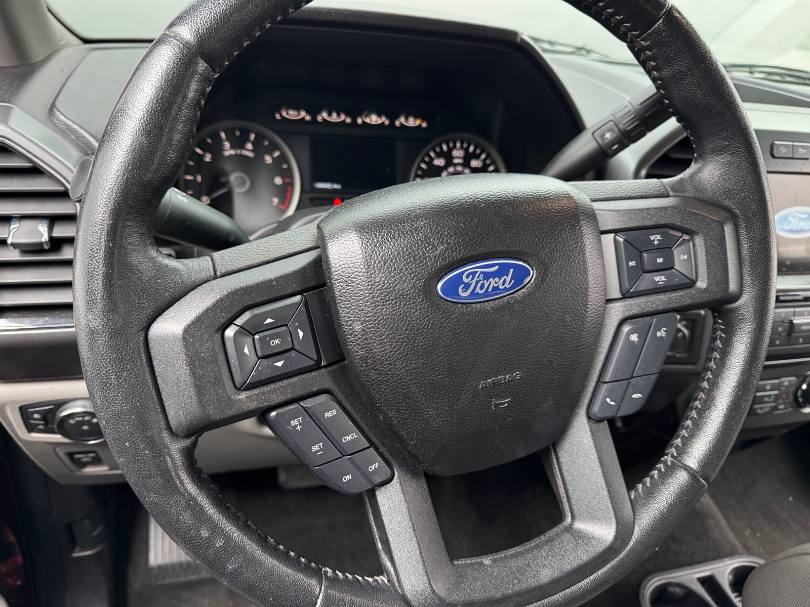 Thumbnail: 2018 Ford Econoline - 5