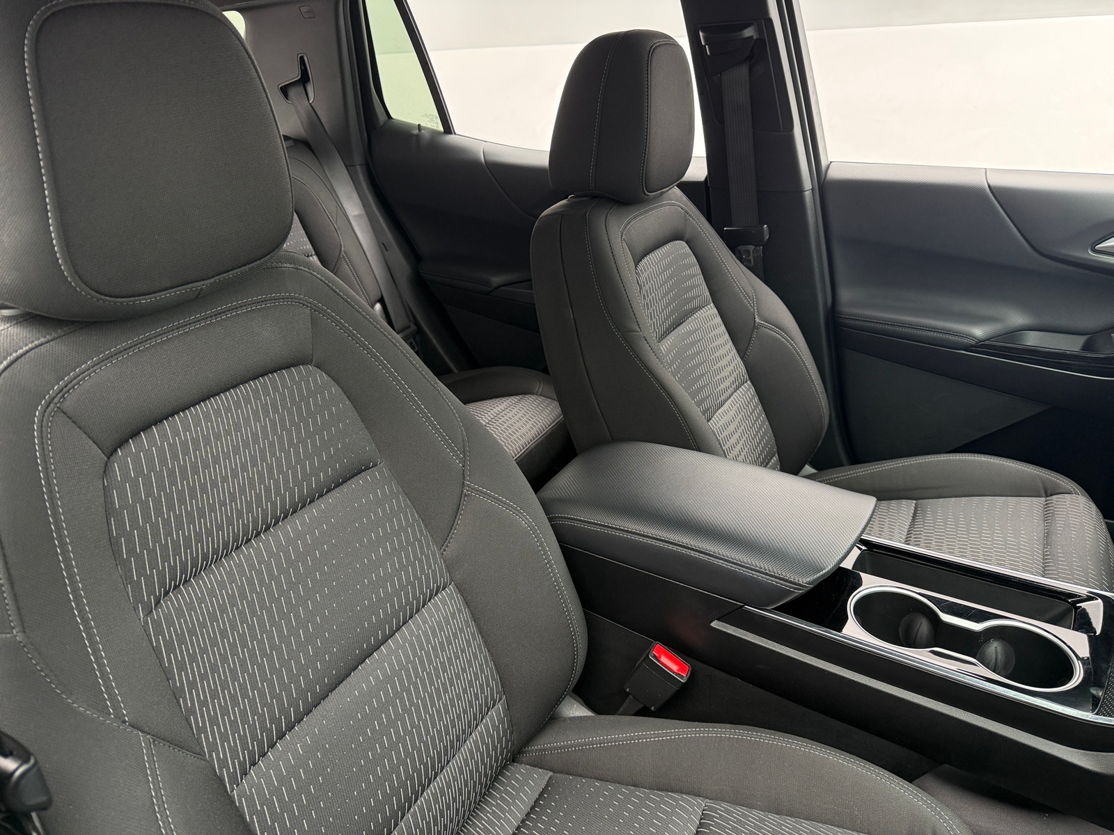 Thumbnail: 2025 Chevrolet Equinox - 2