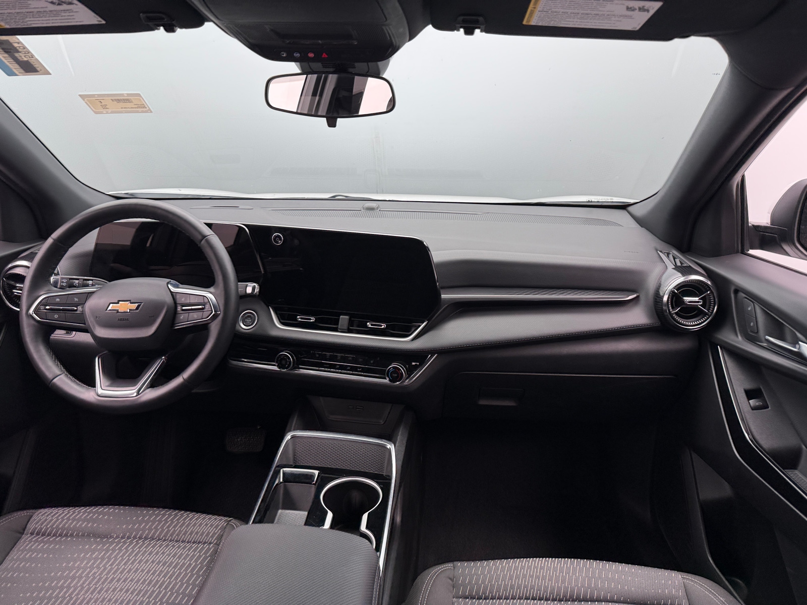 Thumbnail: 2025 Chevrolet Equinox - 3