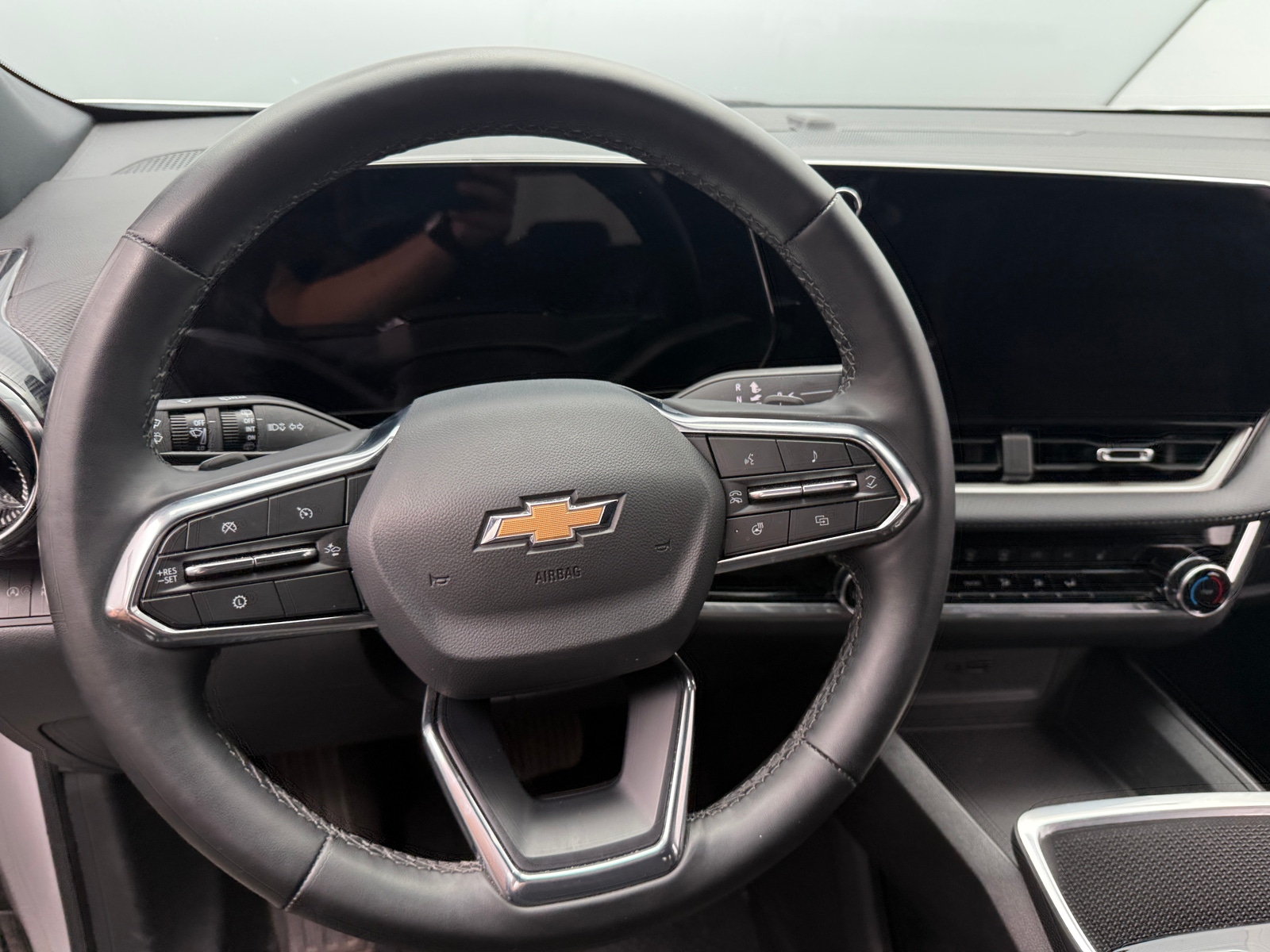Thumbnail: 2025 Chevrolet Equinox - 5