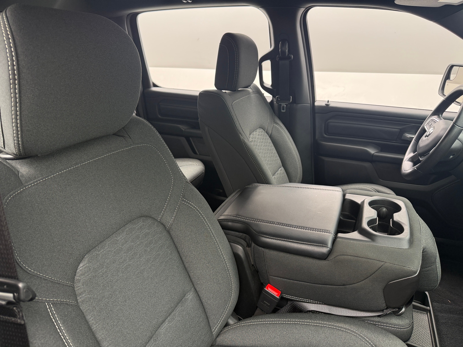 Thumbnail: 2025 RAM 1500 - 2