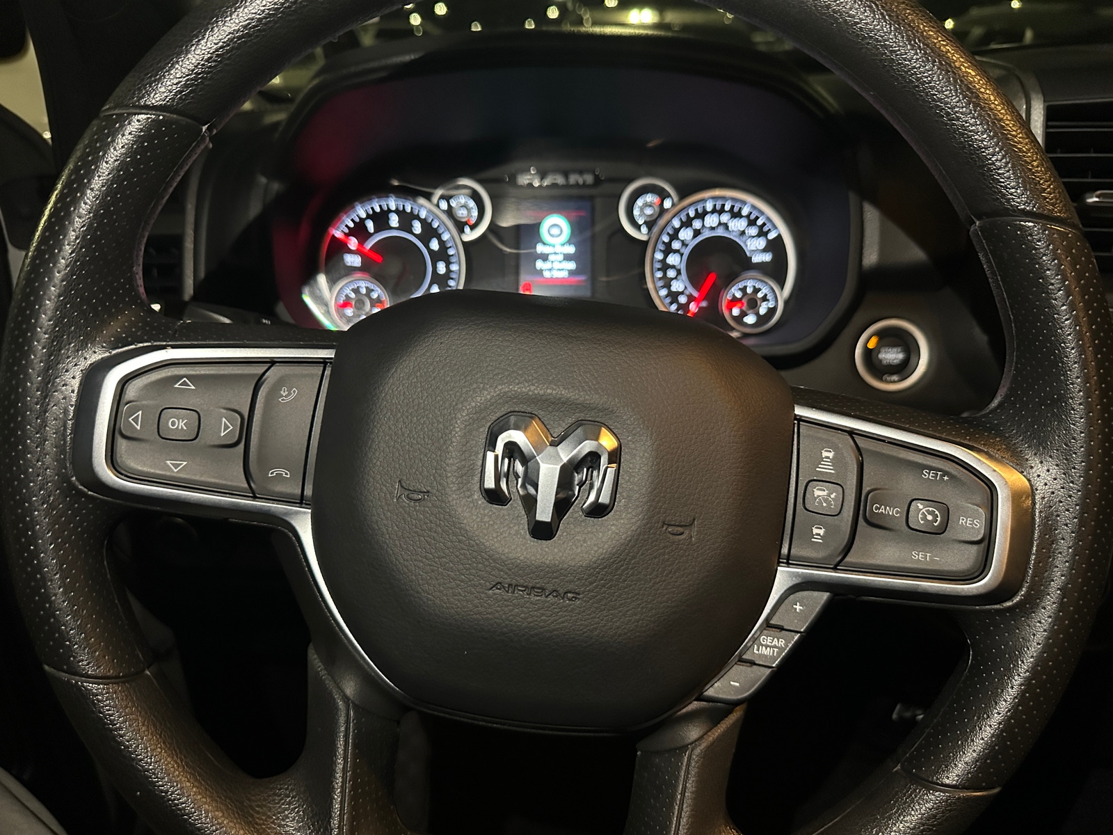 Thumbnail: 2025 RAM 1500 - 5