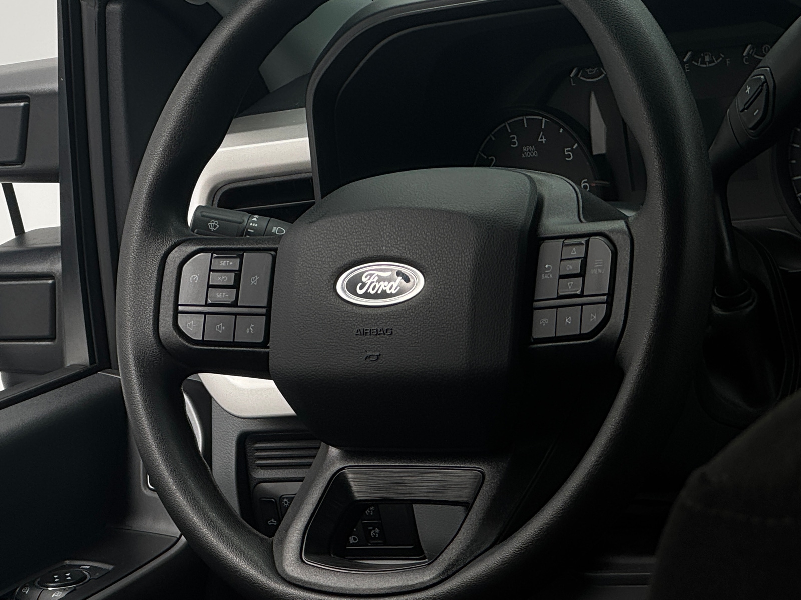 Thumbnail: 2025 Ford Econoline - 5