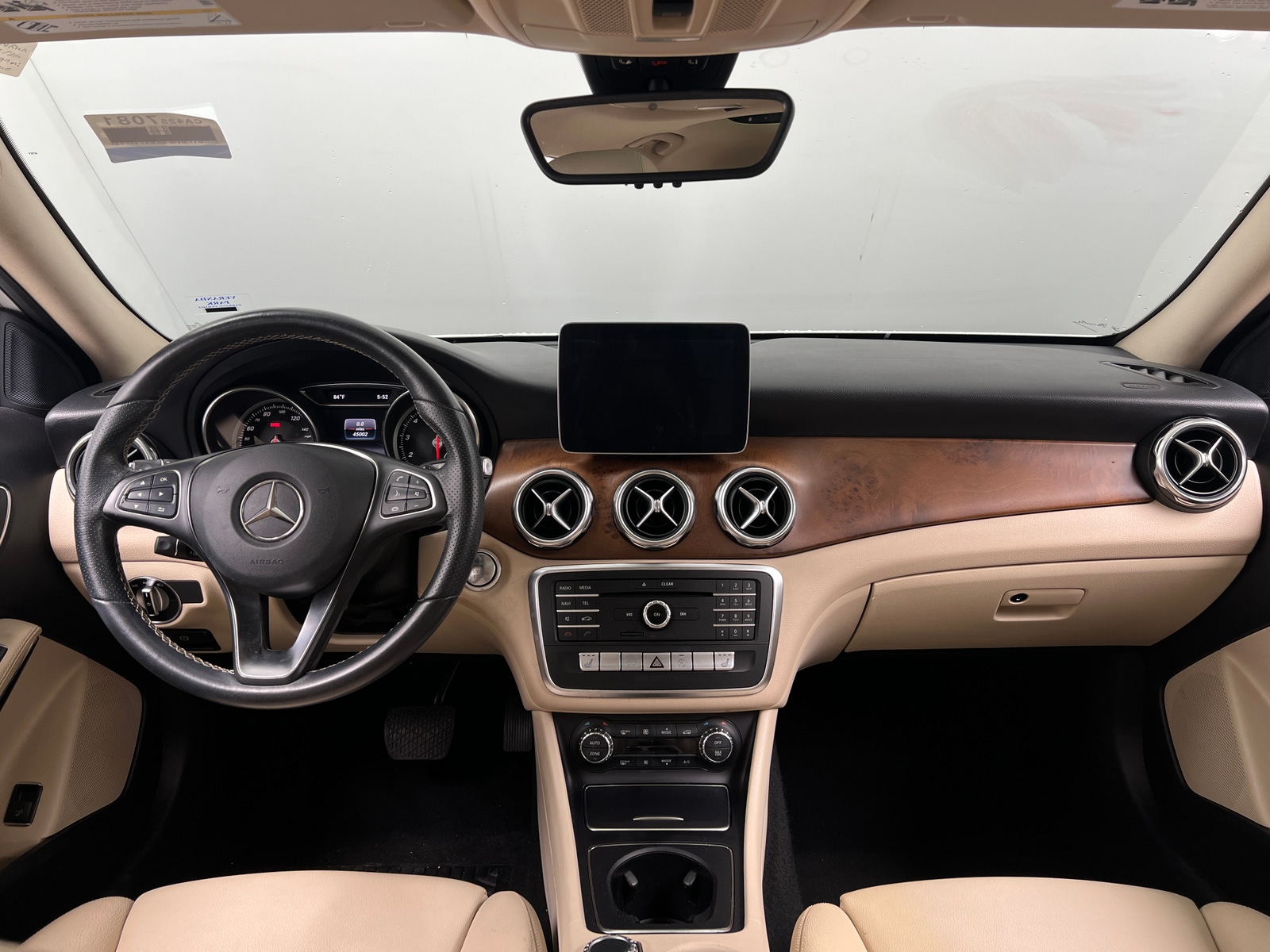 Thumbnail: 2019 Mercedes-Benz GLA - 2