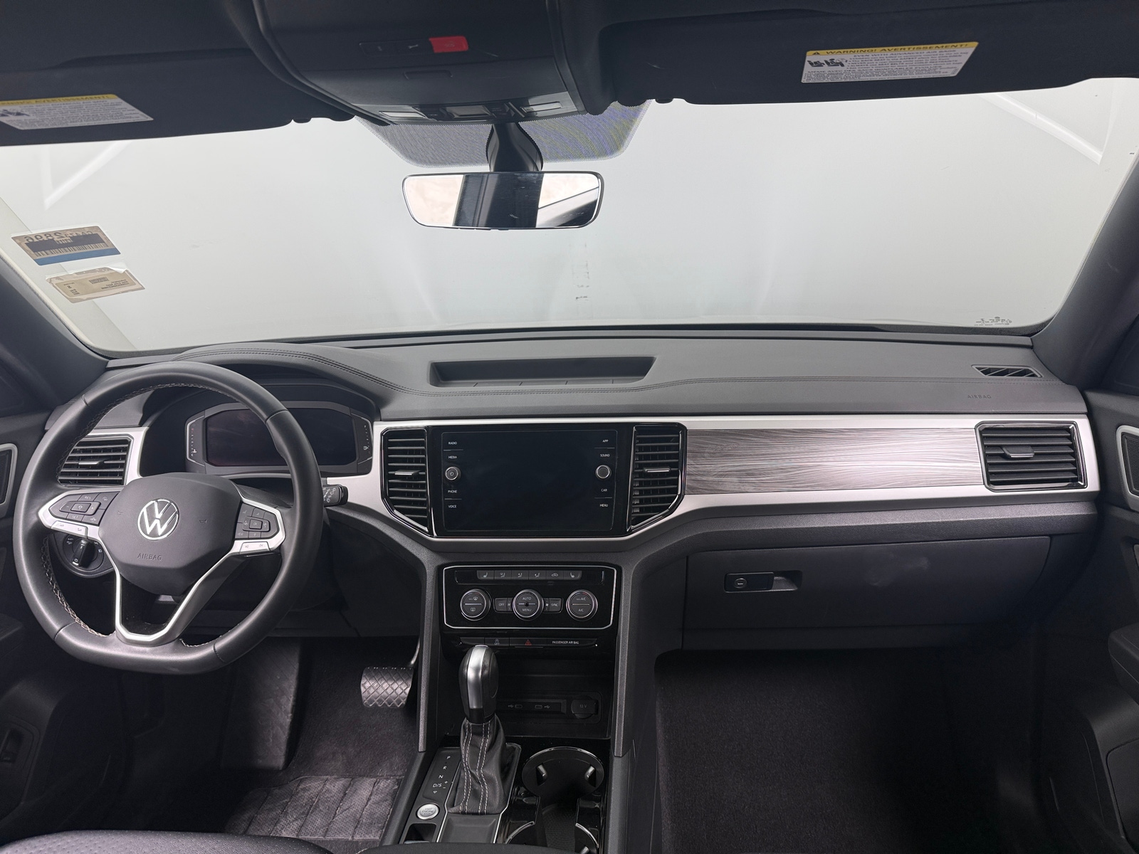 Thumbnail: 2022 Volkswagen Atlas - 3
