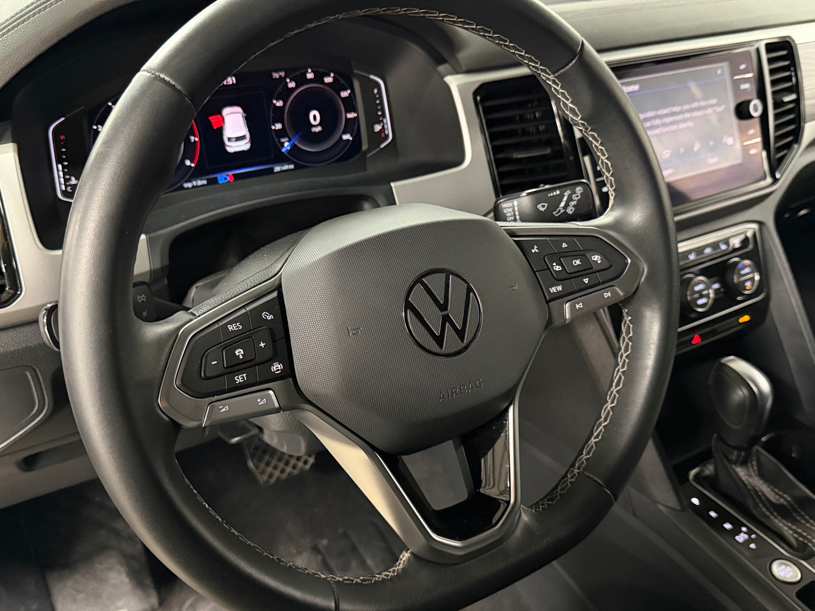 Thumbnail: 2022 Volkswagen Atlas - 5