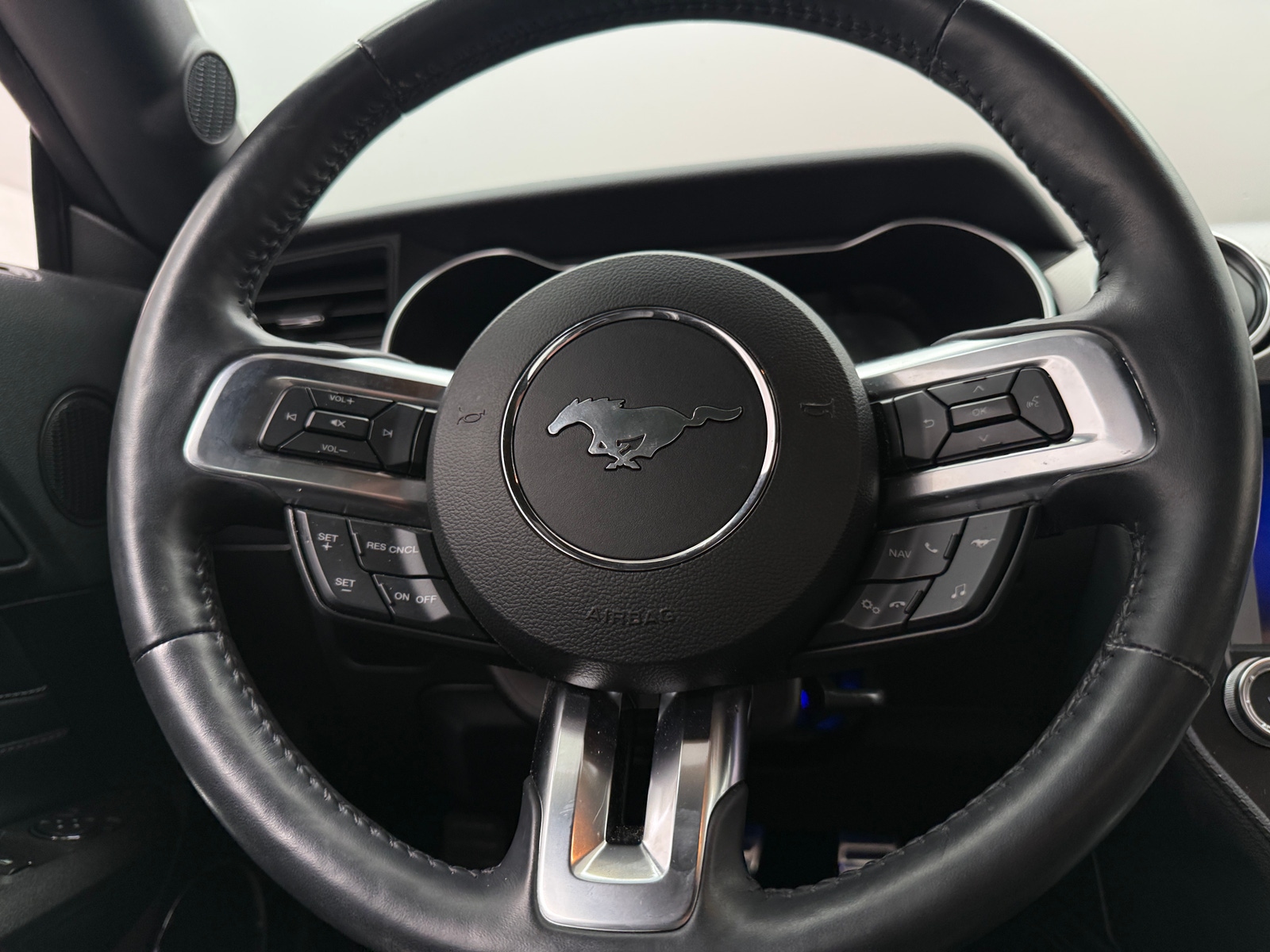 Thumbnail: 2019 Ford Mustang - 3