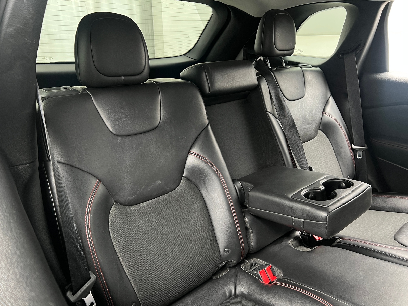 Thumbnail: 2019 Jeep Cherokee - 6