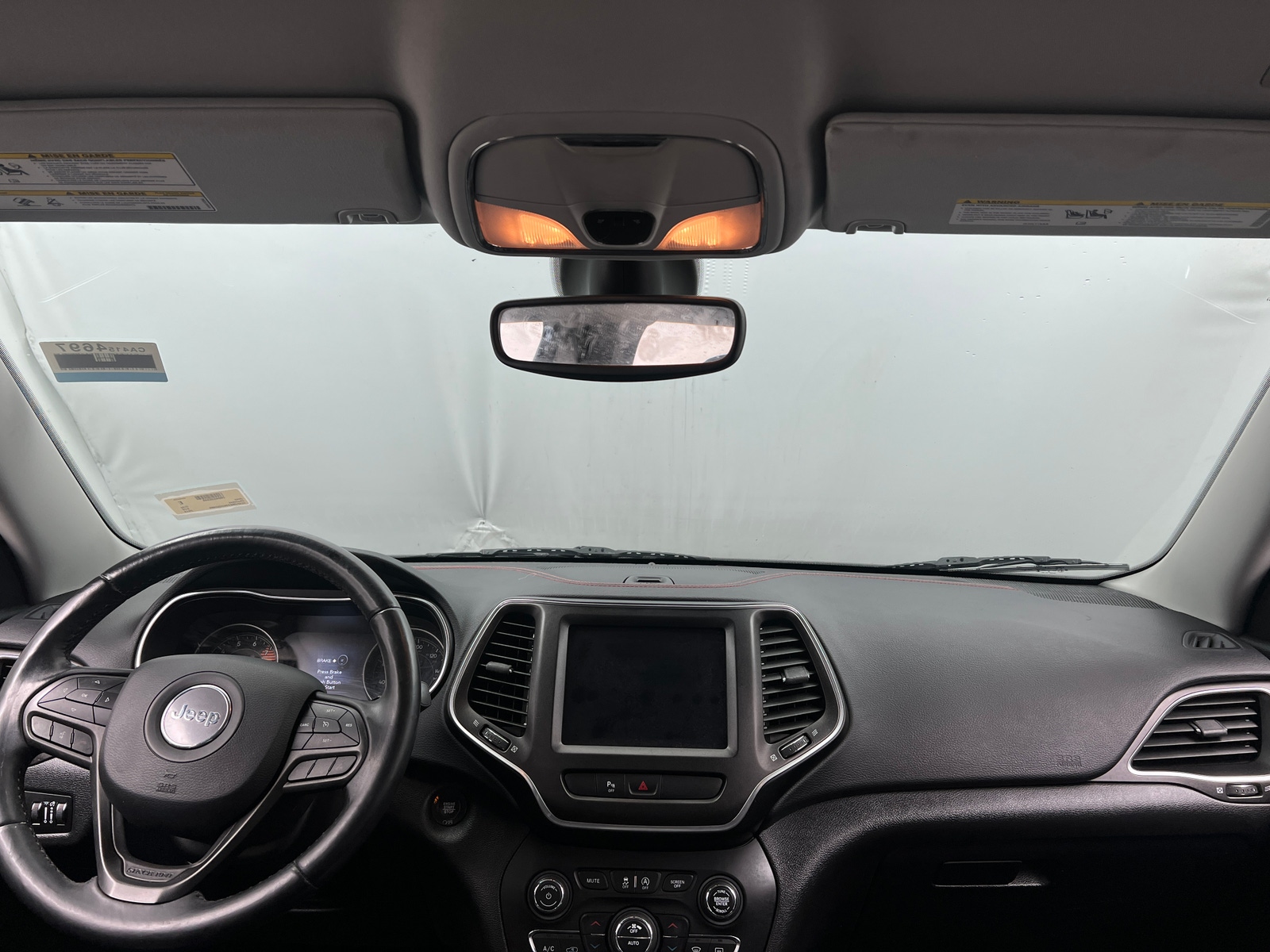 Thumbnail: 2019 Jeep Cherokee - 3