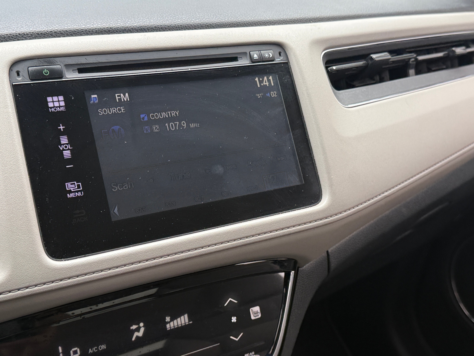 Thumbnail: 2017 Honda HR-V - 4