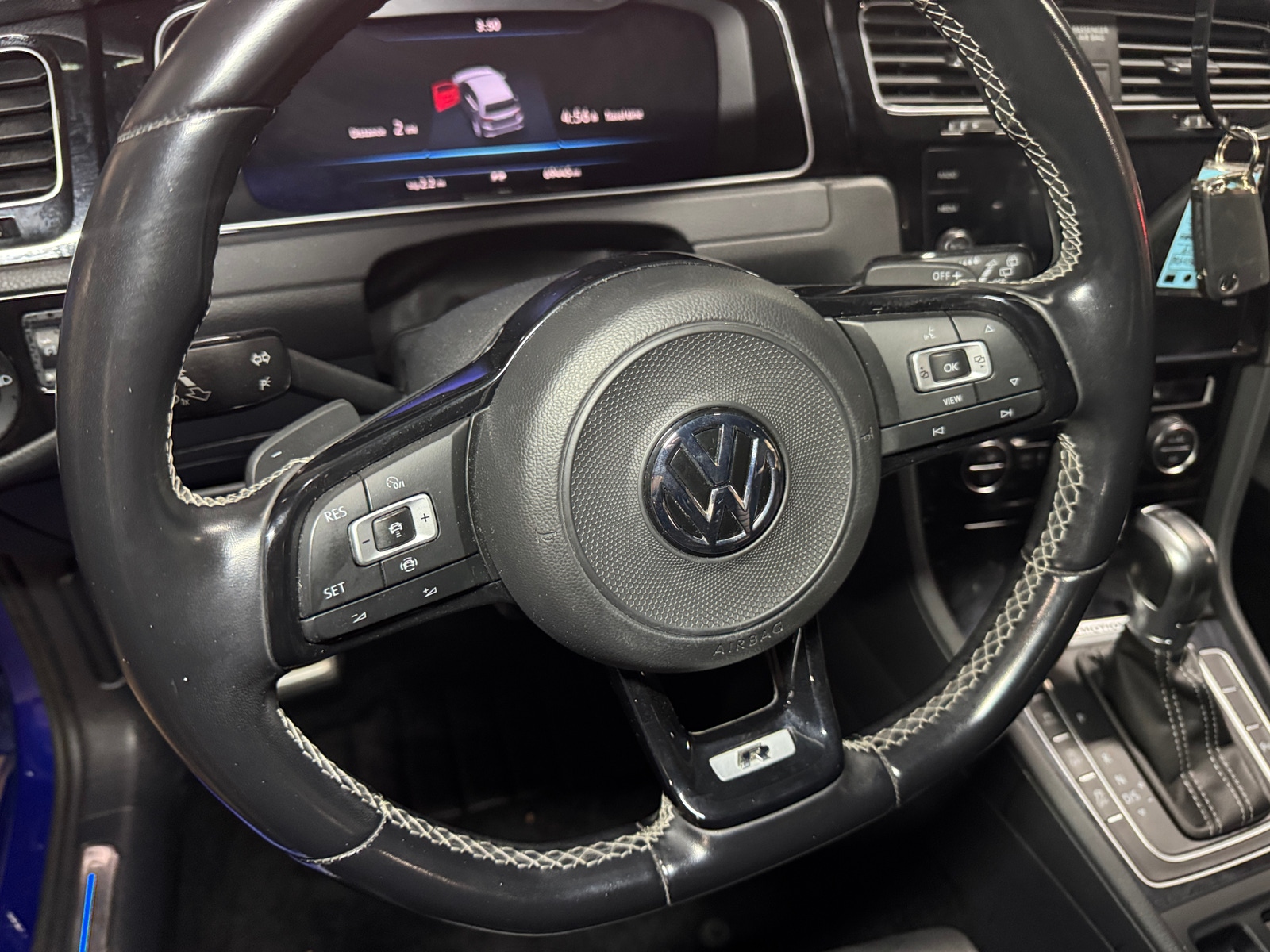 Thumbnail: 2019 Volkswagen Golf - 4