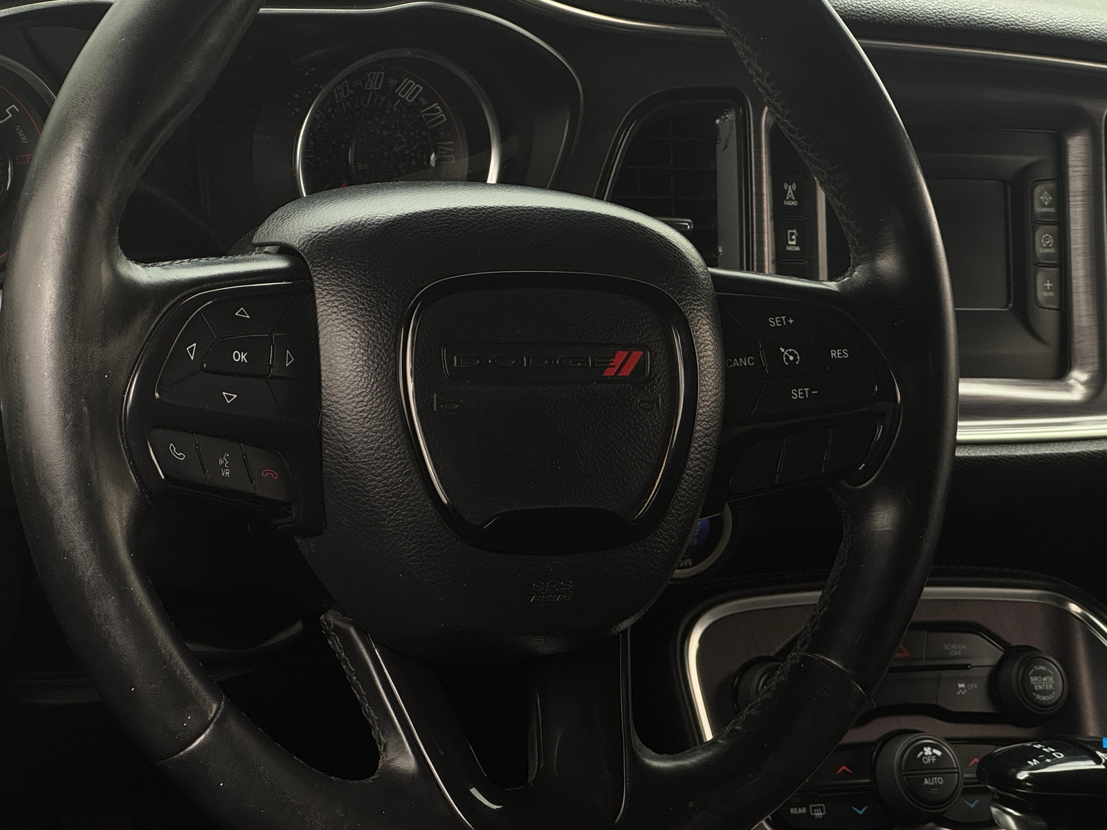 Thumbnail: 2017 Dodge Challenger - 4