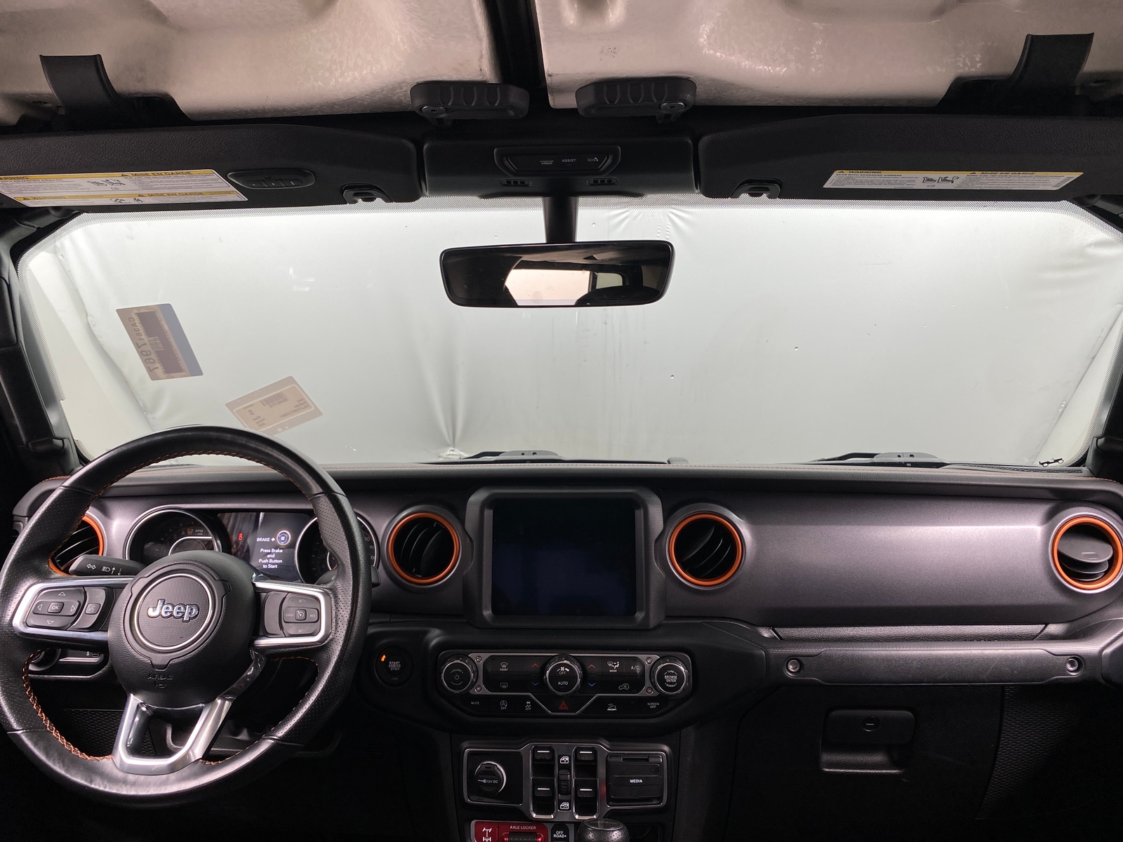 Thumbnail: 2023 Jeep Gladiator - 2