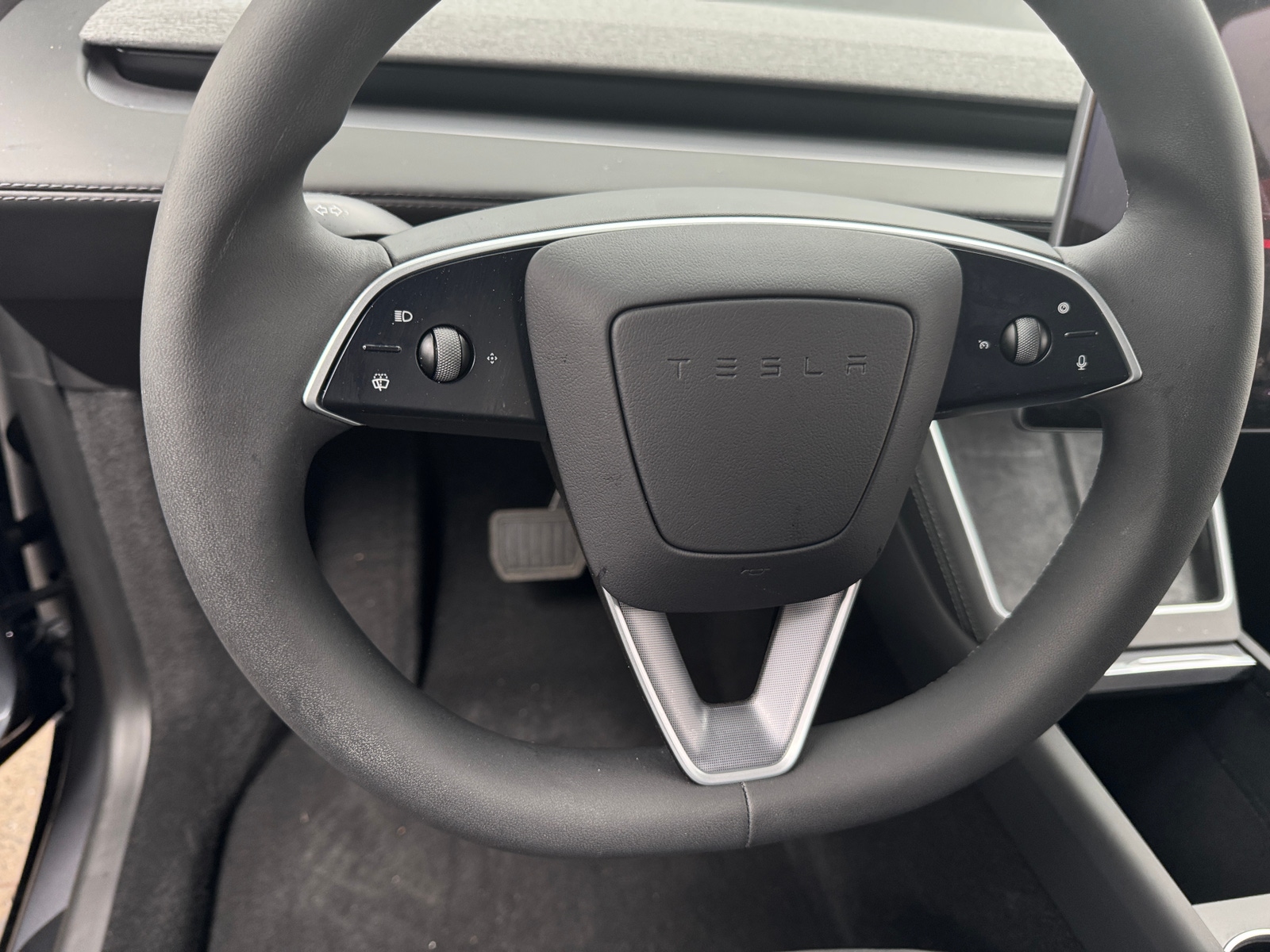 Thumbnail: 2026 Tesla Model Y - 4