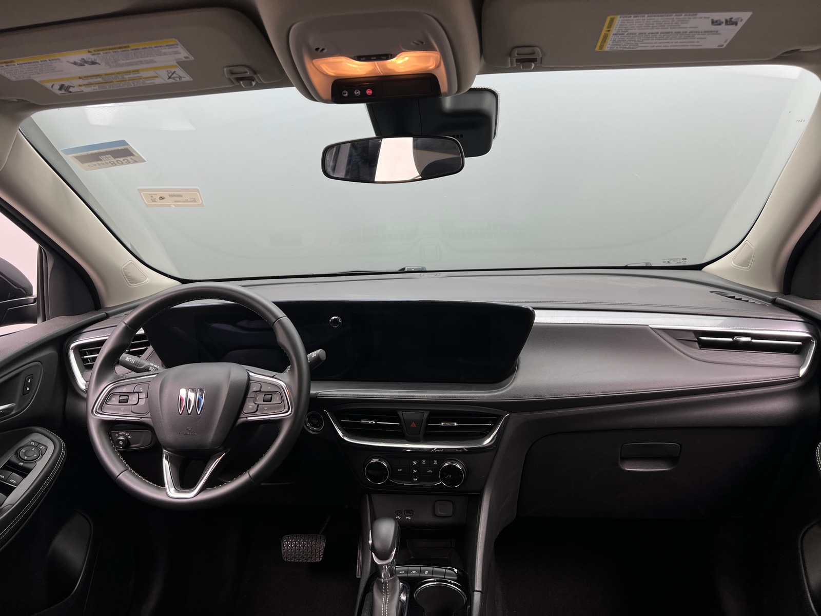 Thumbnail: 2025 Buick Encore GX - 2