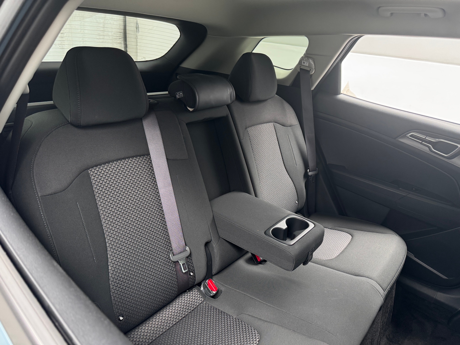 Thumbnail: 2026 Kia Sportage - 6