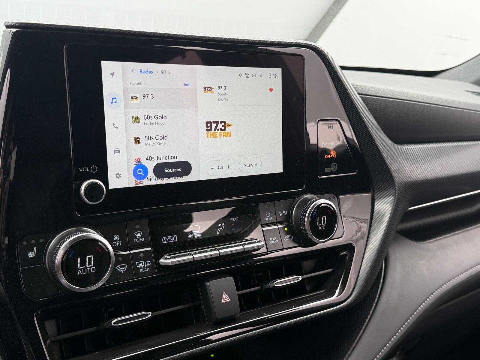 Thumbnail: 2025 Toyota Highlander - 4