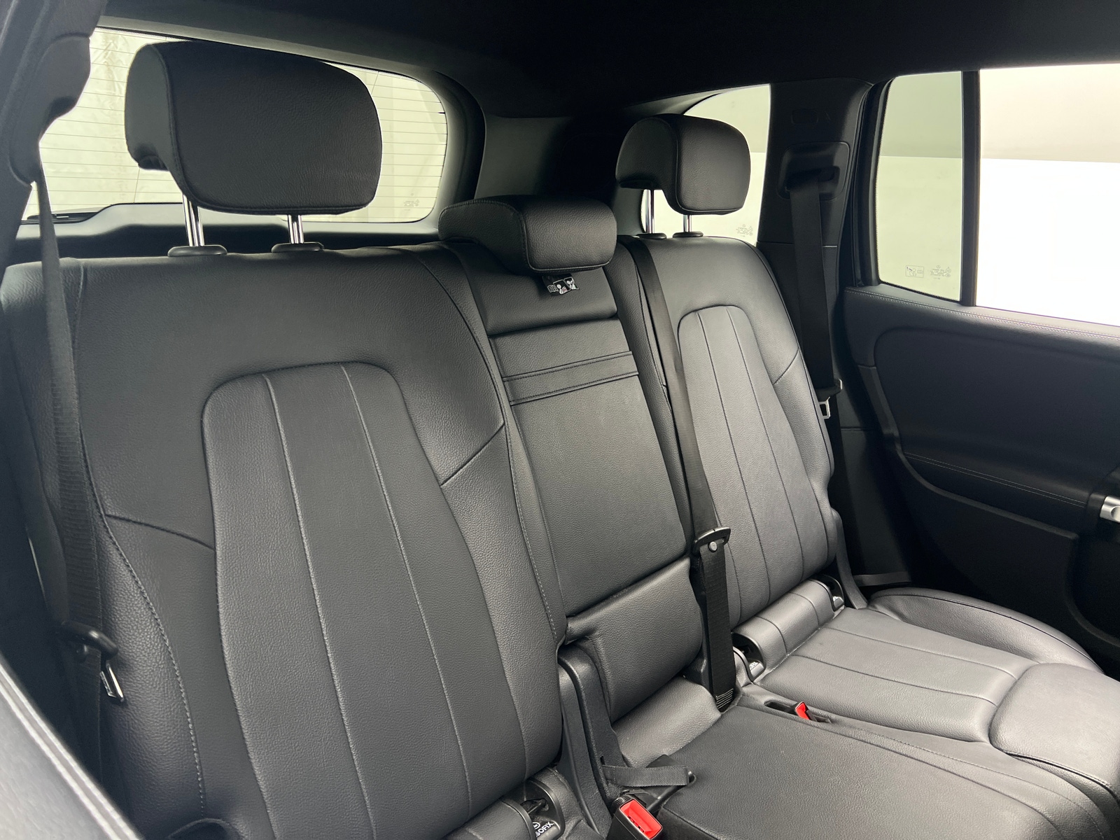Thumbnail: 2021 Mercedes-Benz GLB - 5