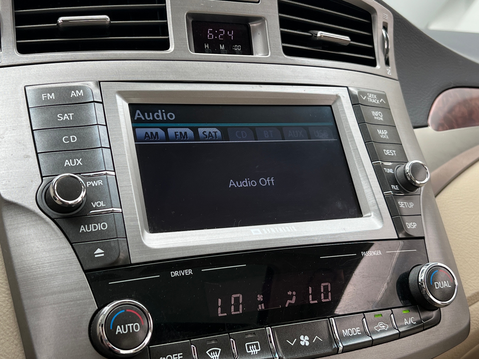 Thumbnail: 2012 Toyota Avalon - 3