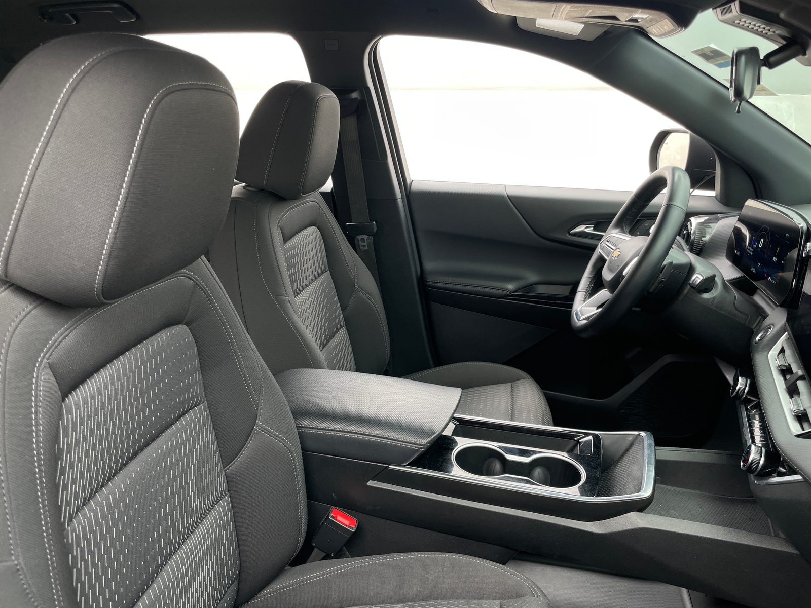 Thumbnail: 2025 Chevrolet Equinox - 2
