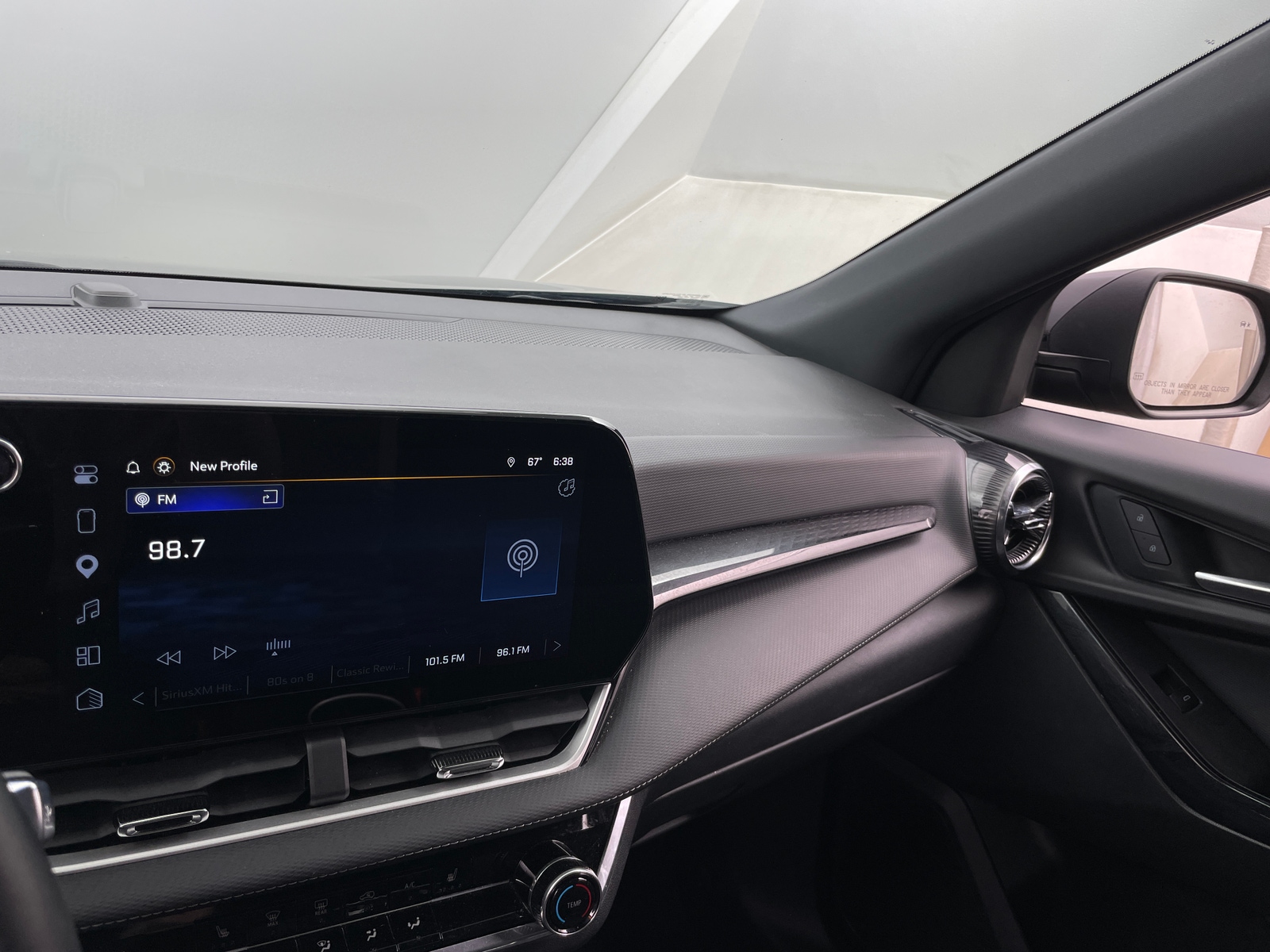 Thumbnail: 2025 Chevrolet Equinox - 4