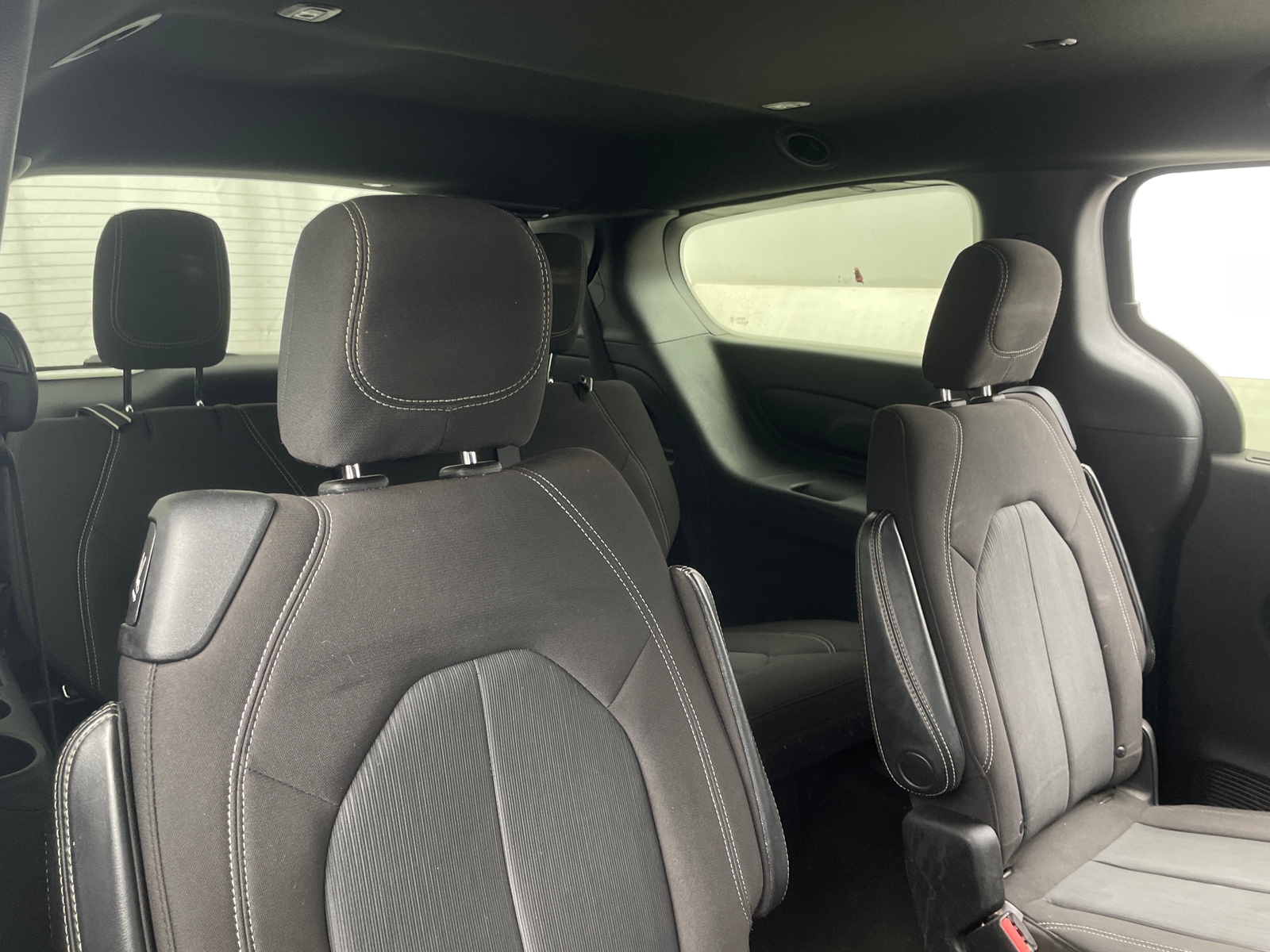 Thumbnail: 2020 Chrysler Pacifica - 6