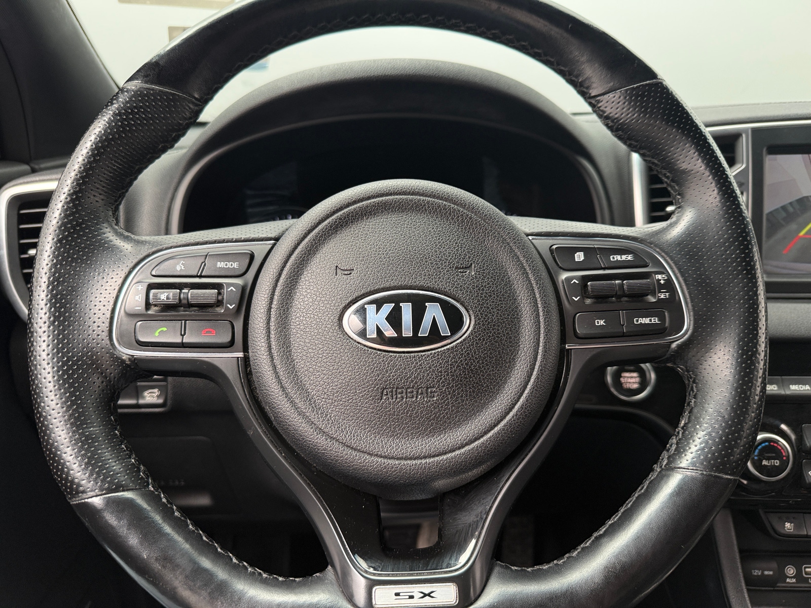 Thumbnail: 2017 Kia Sportage - 4