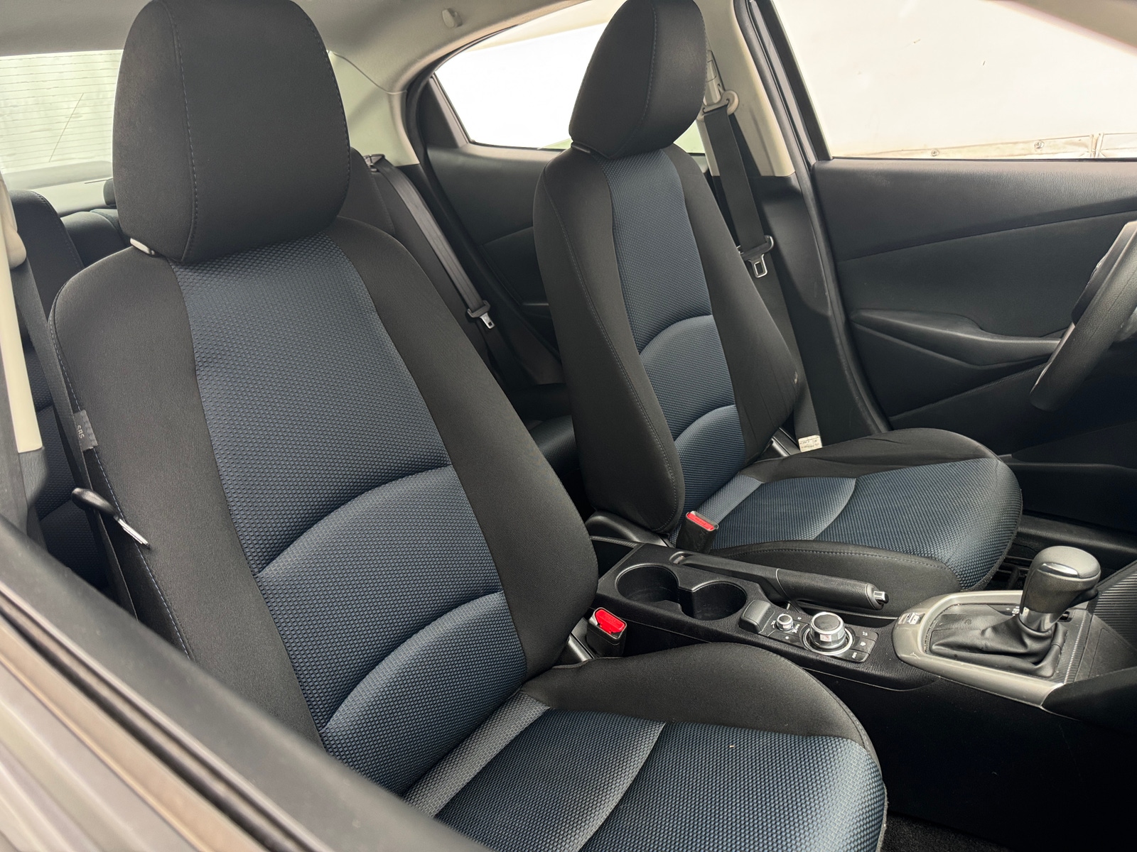 Thumbnail: 2019 Toyota Yaris - 2
