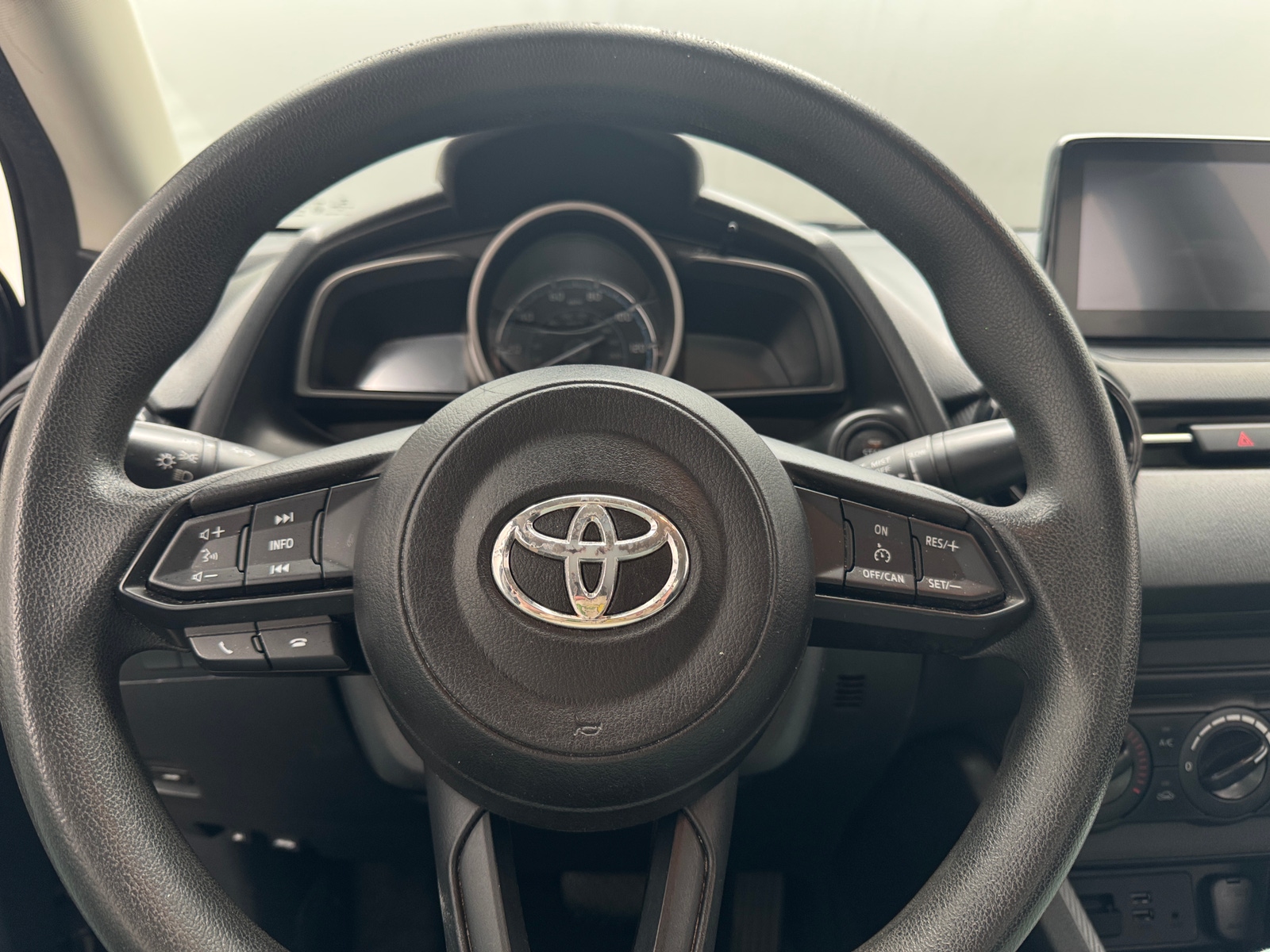 Thumbnail: 2019 Toyota Yaris - 5