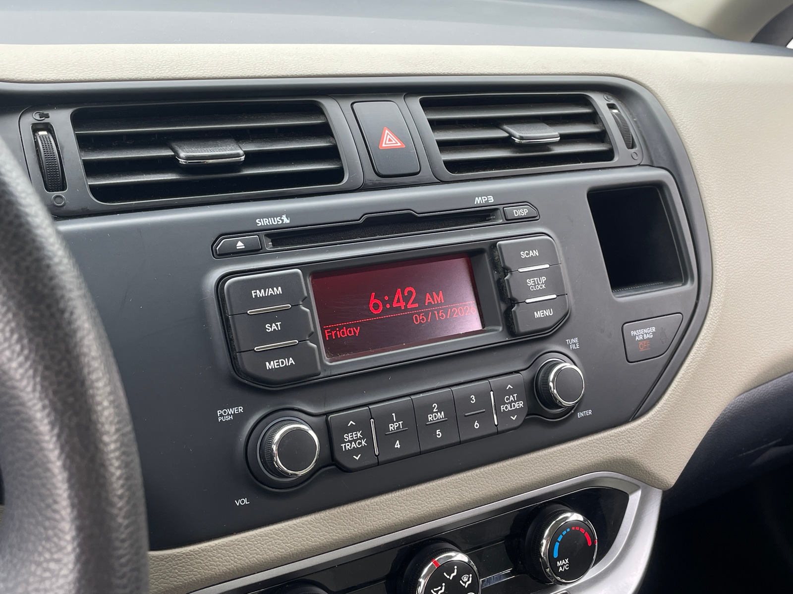 Thumbnail: 2012 Kia Rio - 4