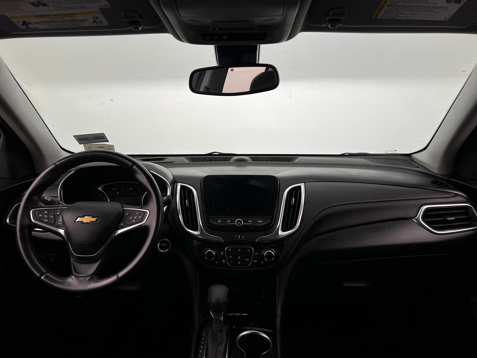 Thumbnail: 2022 Chevrolet Equinox - 2