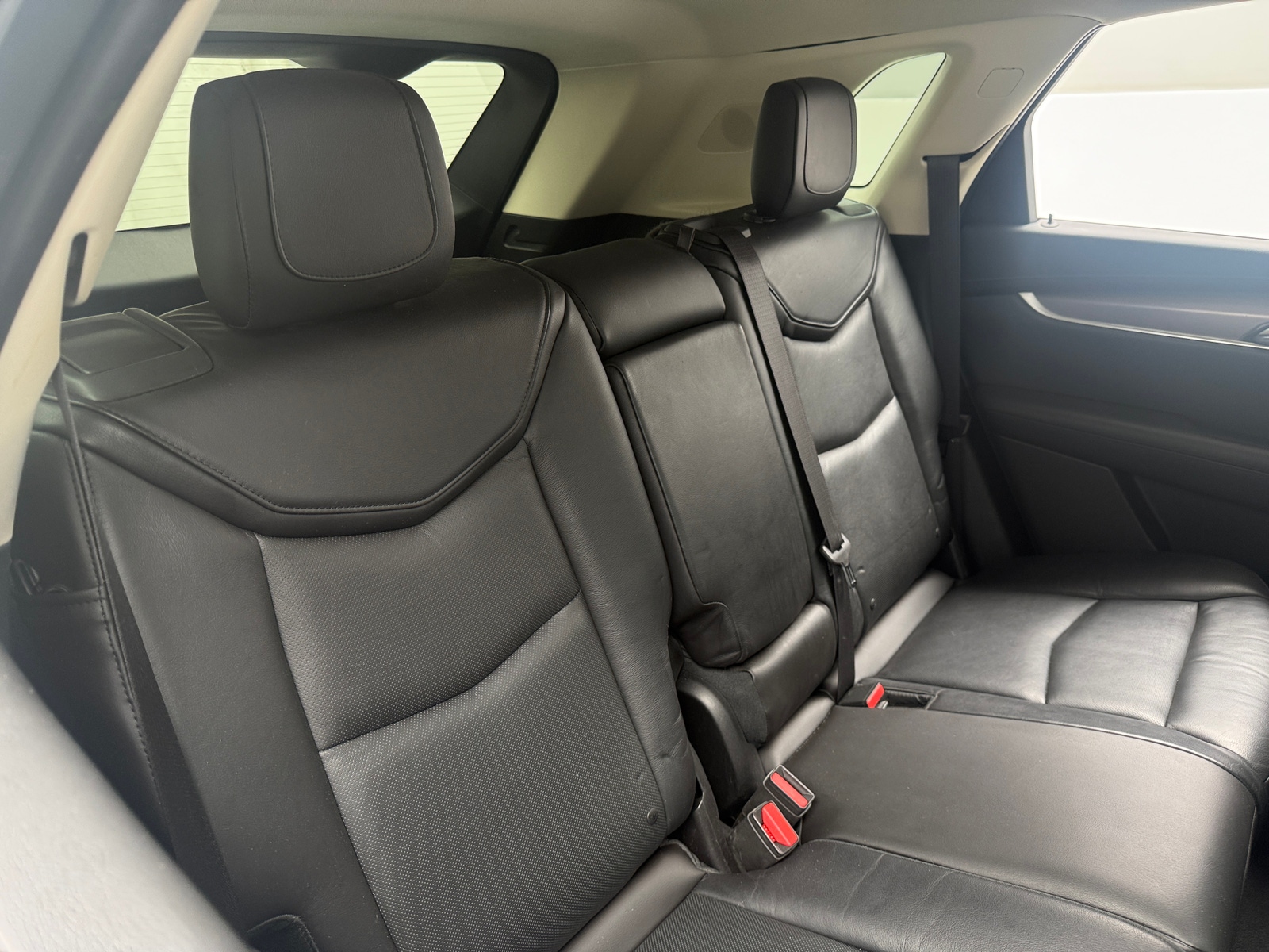 Thumbnail: 2017 Cadillac XT5 - 5