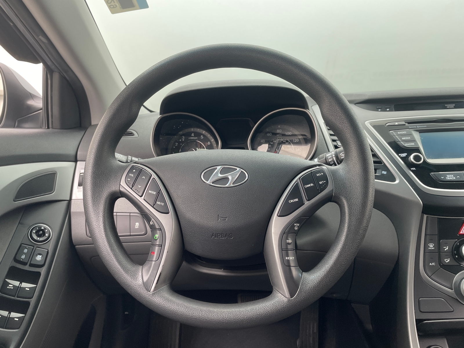 Thumbnail: 2015 Hyundai Elantra - 5