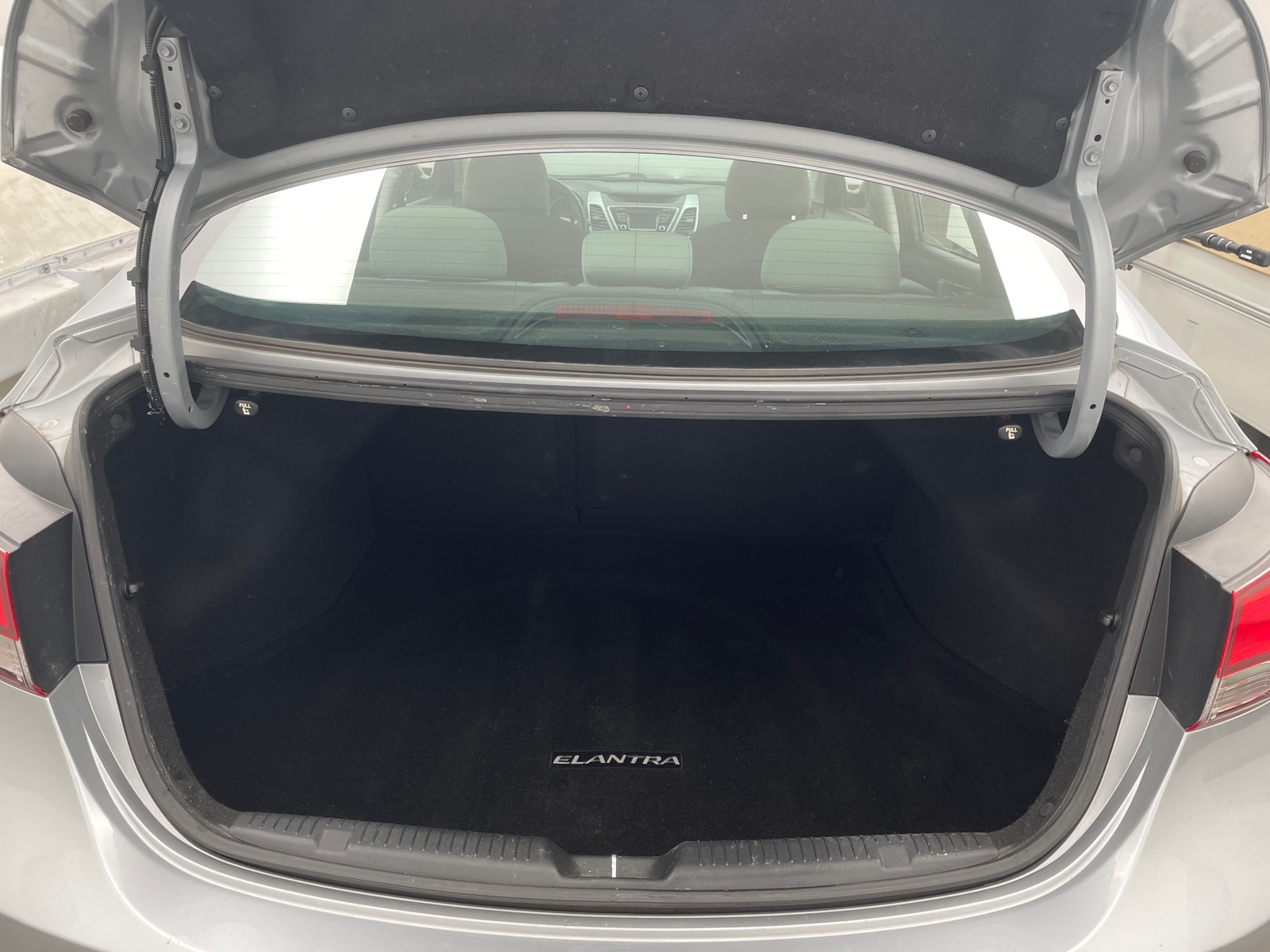Thumbnail: 2015 Hyundai Elantra - 7