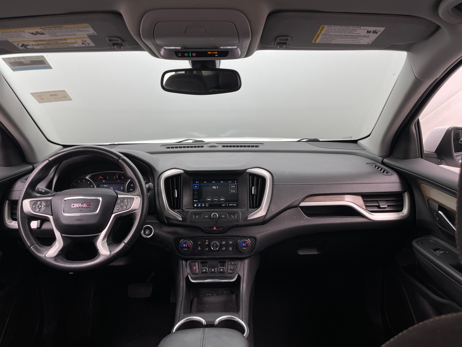 Thumbnail: 2019 GMC Terrain - 3
