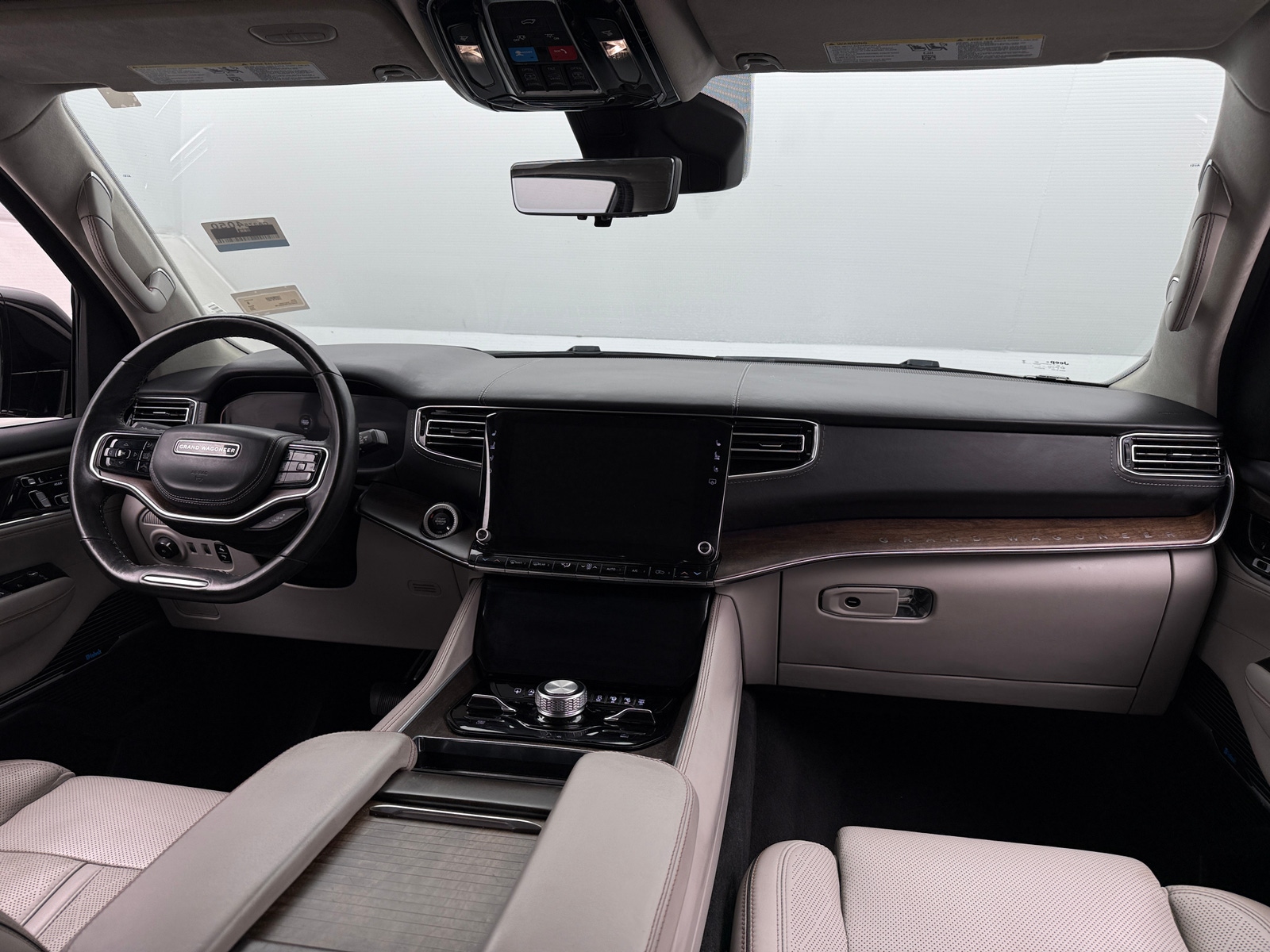 Thumbnail: 2023 Jeep Grand Wagoneer - 2