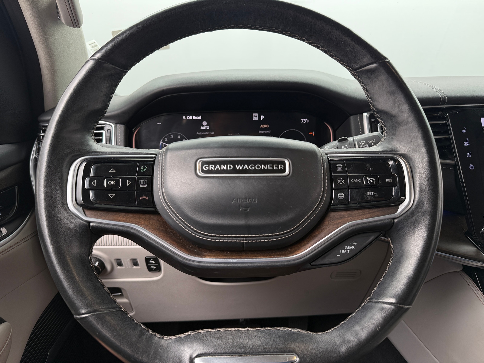 Thumbnail: 2023 Jeep Grand Wagoneer - 4
