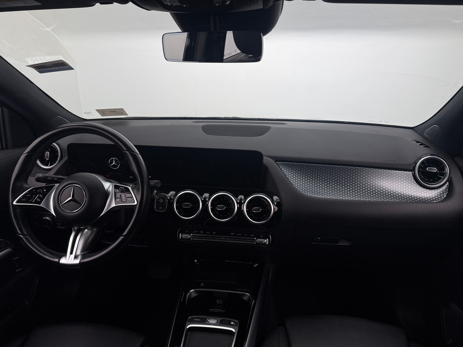 Thumbnail: 2025 Mercedes-Benz GLA - 2