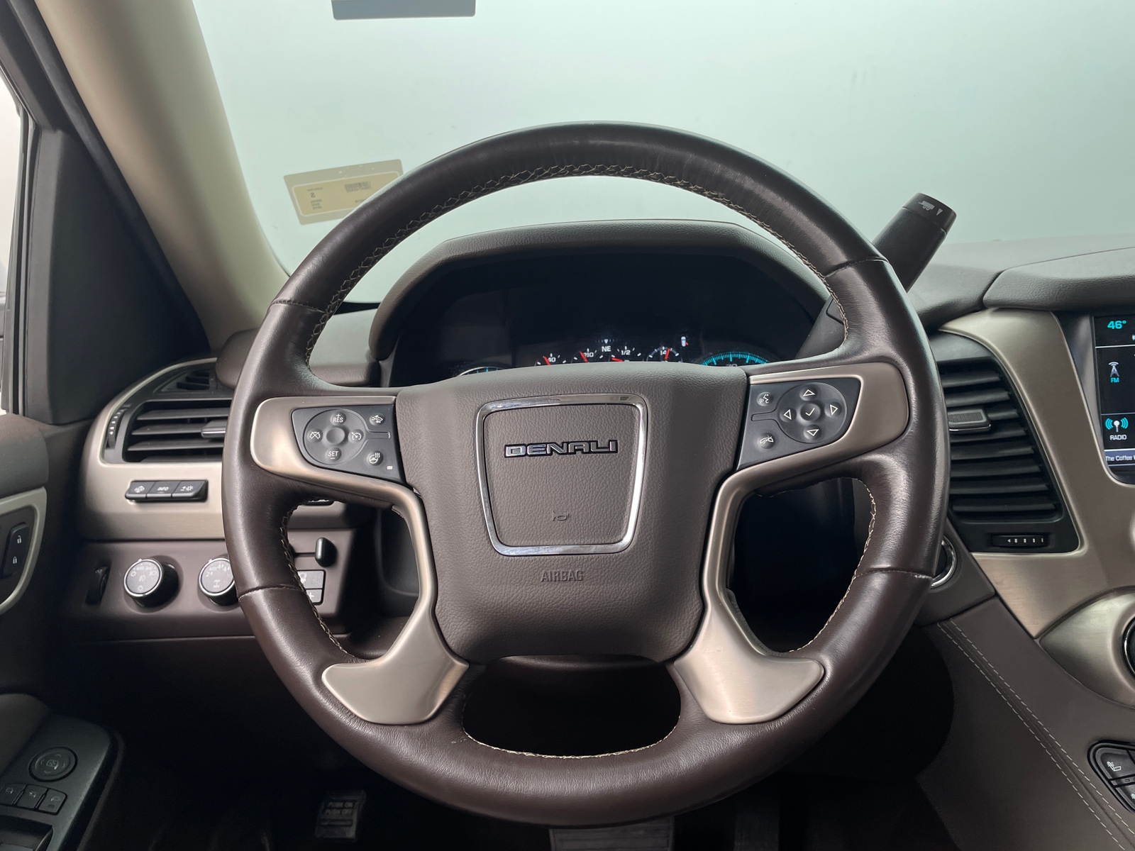 Thumbnail: 2019 GMC Yukon XL - 4