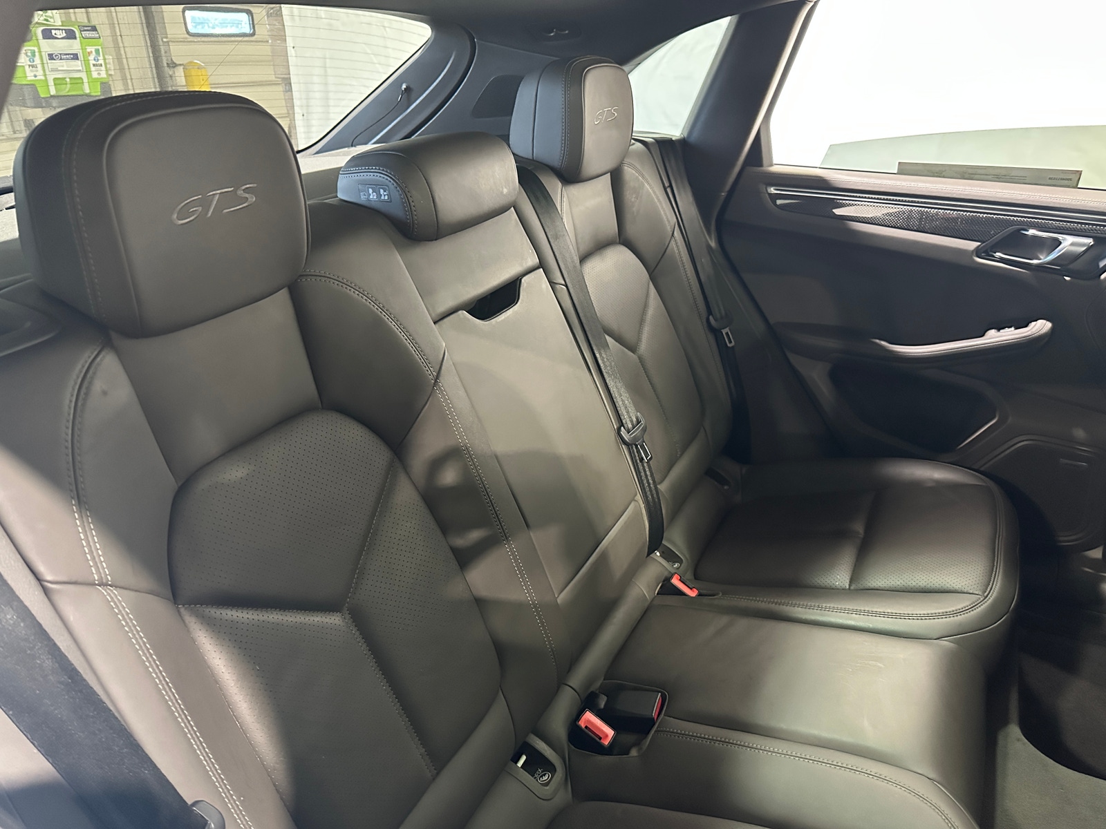 Thumbnail: 2018 Porsche Macan - 5