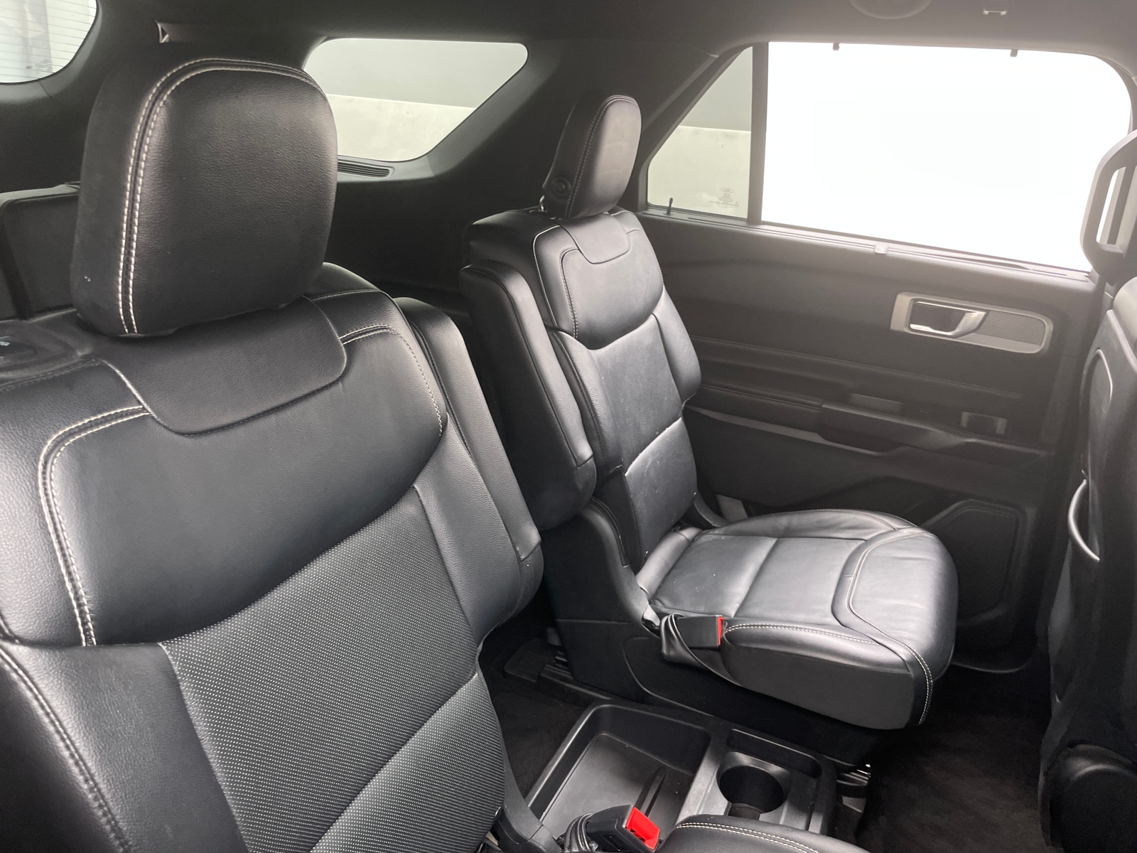 Thumbnail: 2020 Ford Explorer - 5