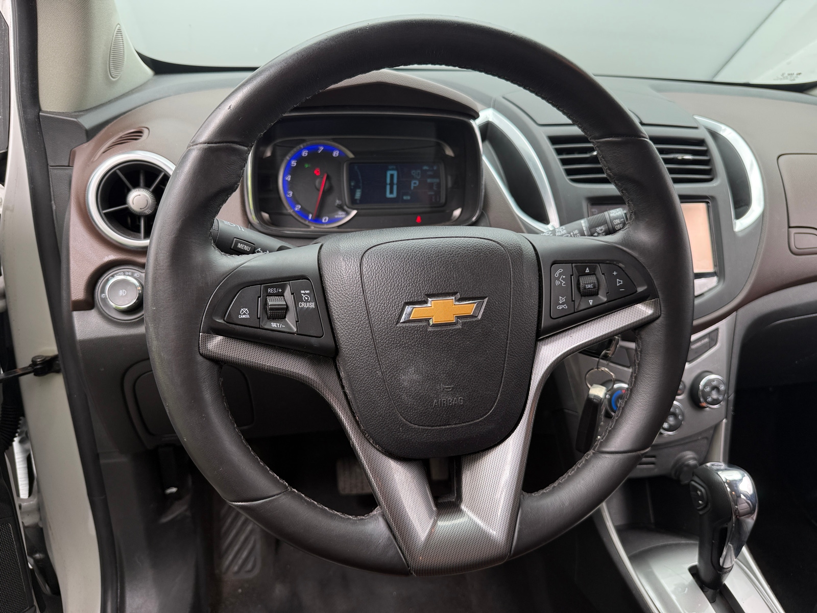 Thumbnail: 2015 Chevrolet Trax - 4