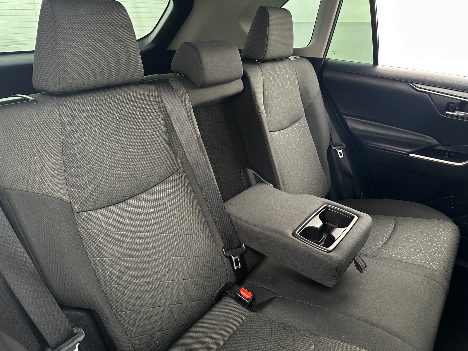 Thumbnail: 2022 Toyota RAV4 - 6