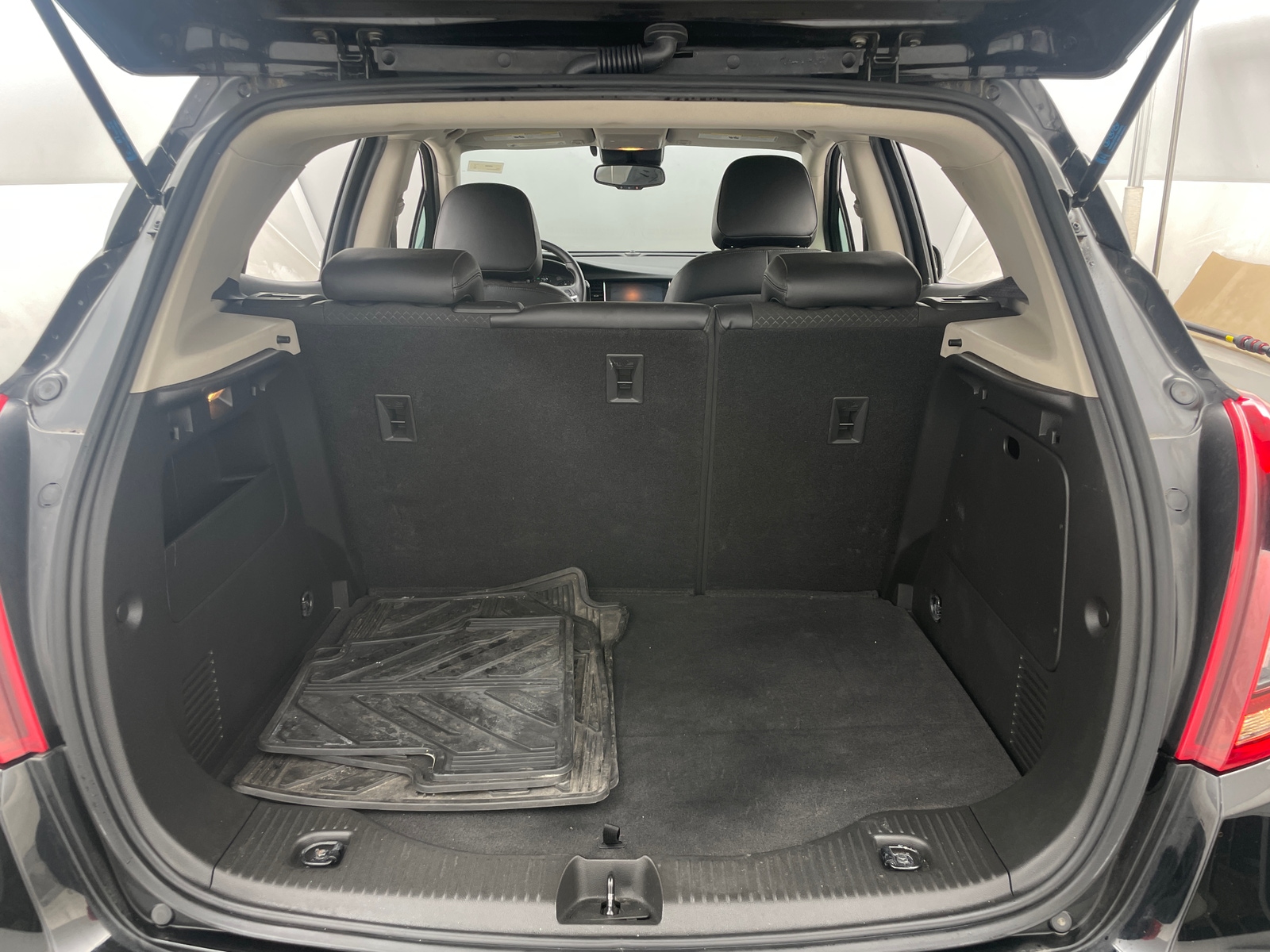 Thumbnail: 2018 Buick Encore - 6